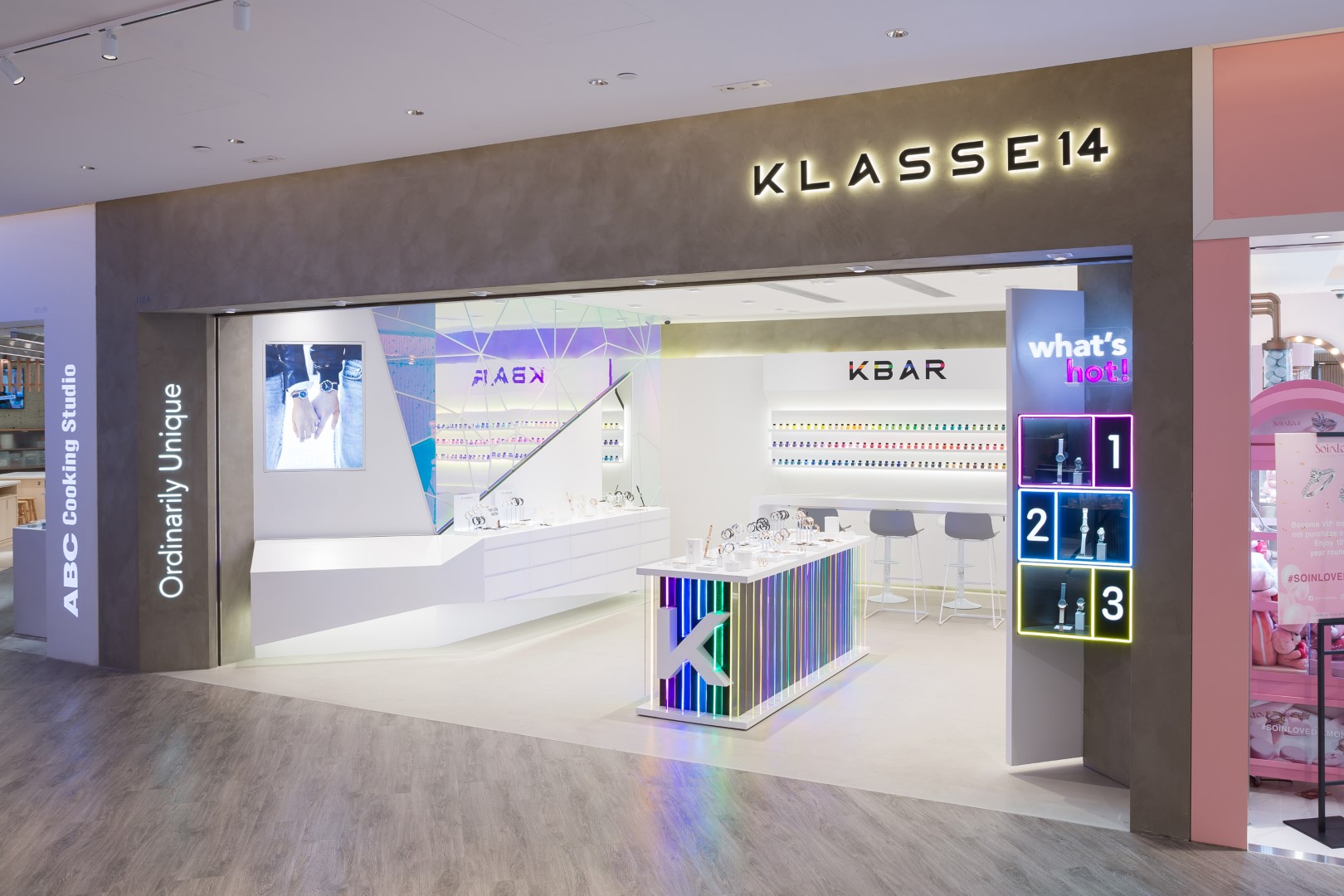 馮栢基 - 一場設計工作室有限公司 - KLASSE 14 - K11 店