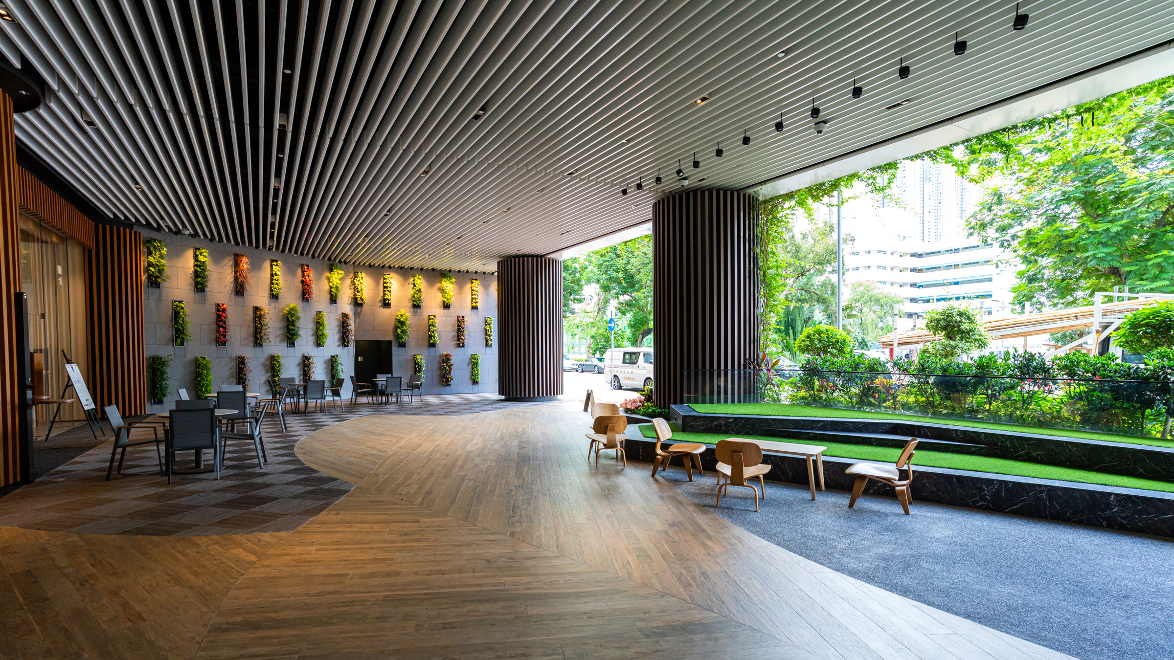 Ivan Shim - Injection Interior Design Studio Ltd - HKJEBN Centre Lobby