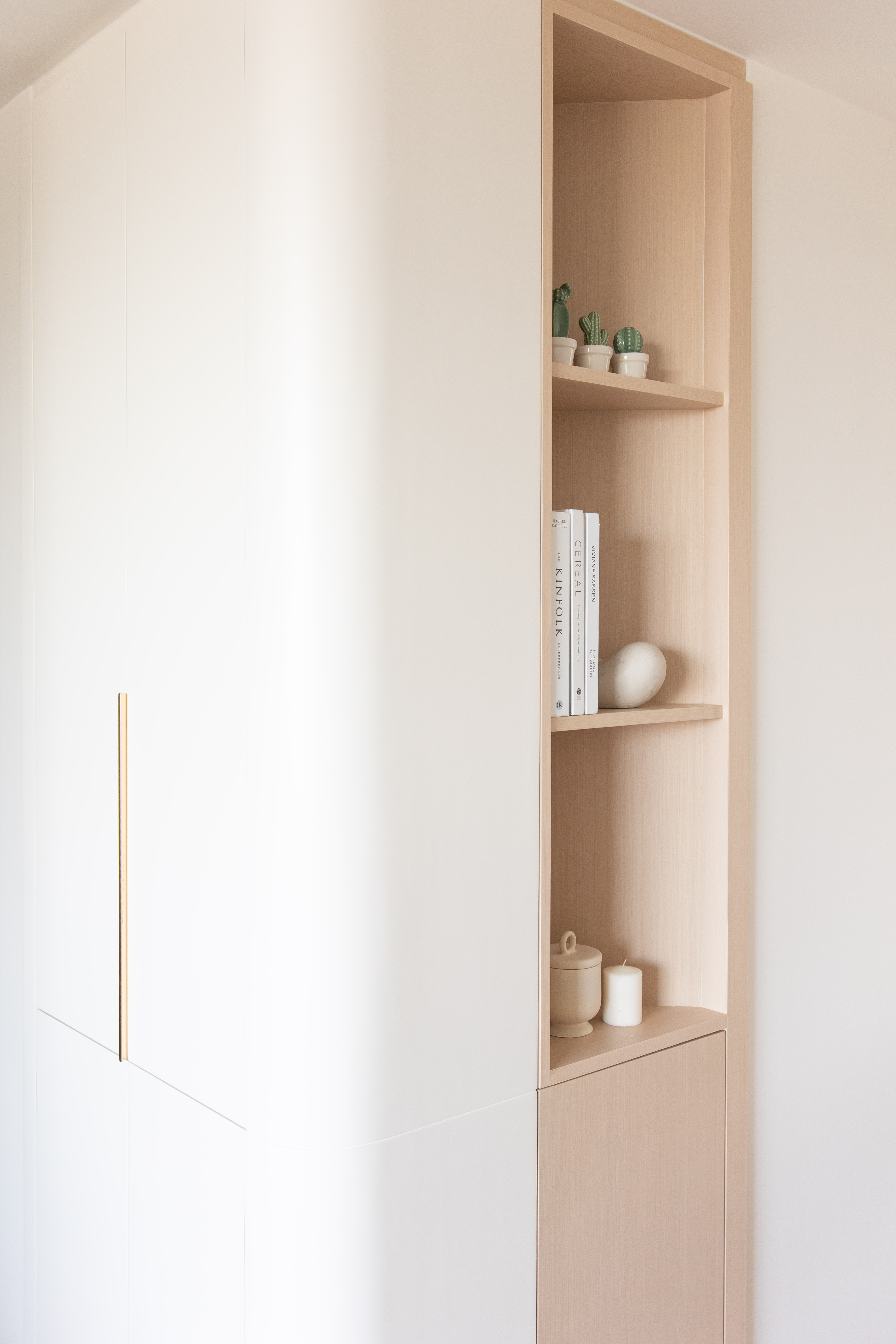 Marcus Chan -  Mae Design Studio - Scandinavian Streamlined Apartment
