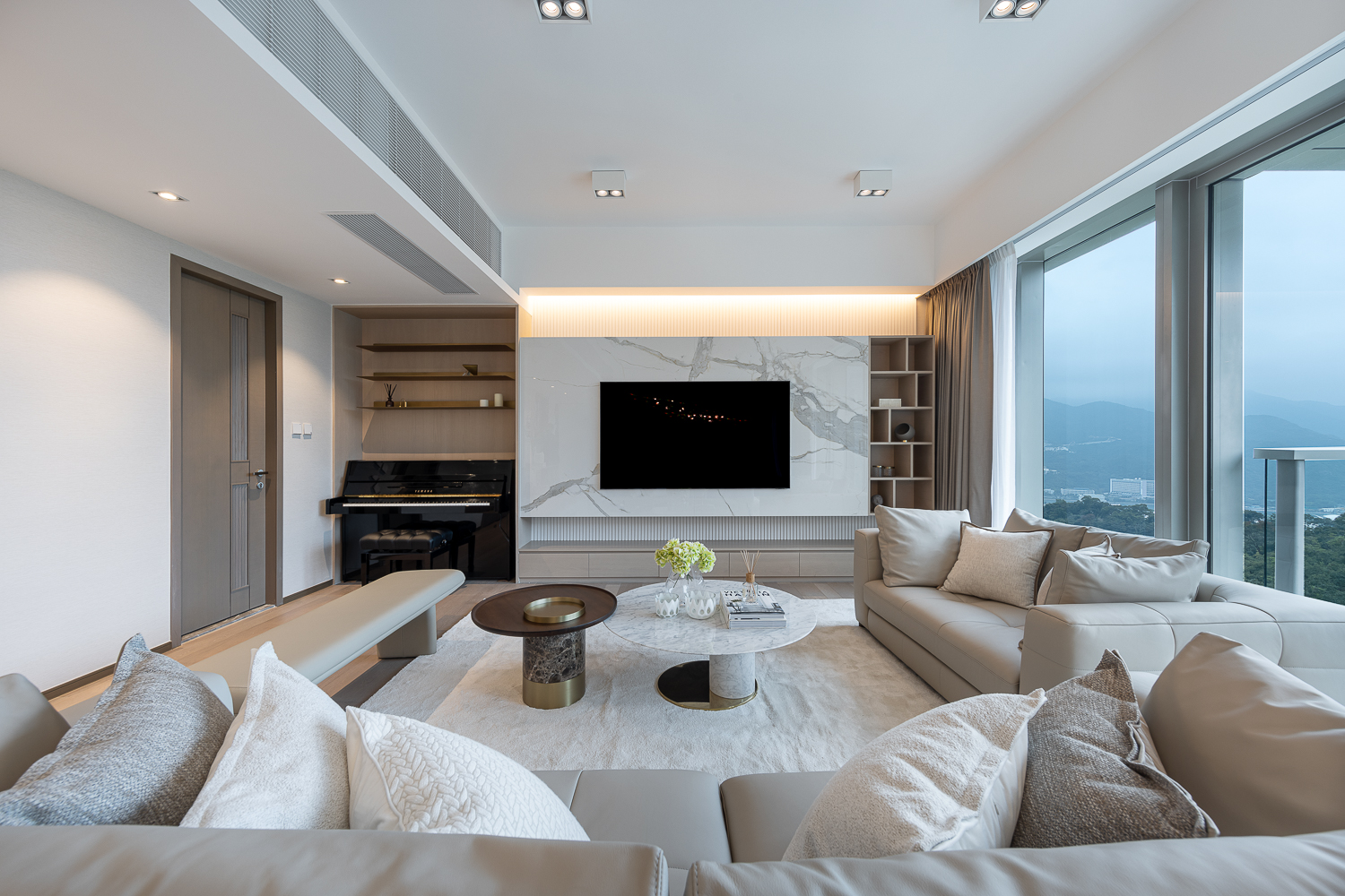 Maggy Cheung - Grande Interior Design - Mount Regalia