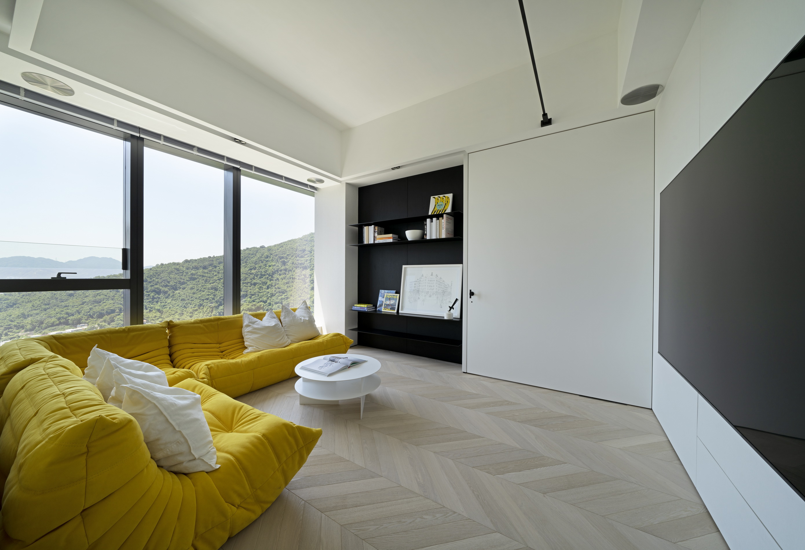 Danny Cheng - Danny Cheng Interiors Limited - APARTMENT IN SHA TIN