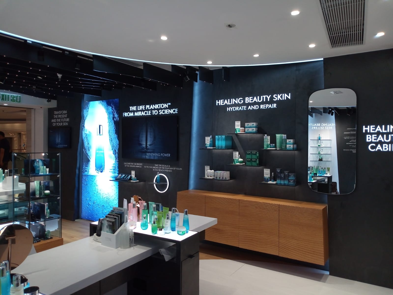 Khristy Yeung - Infinite Design Limited - 連城廣場-BIOTHERM