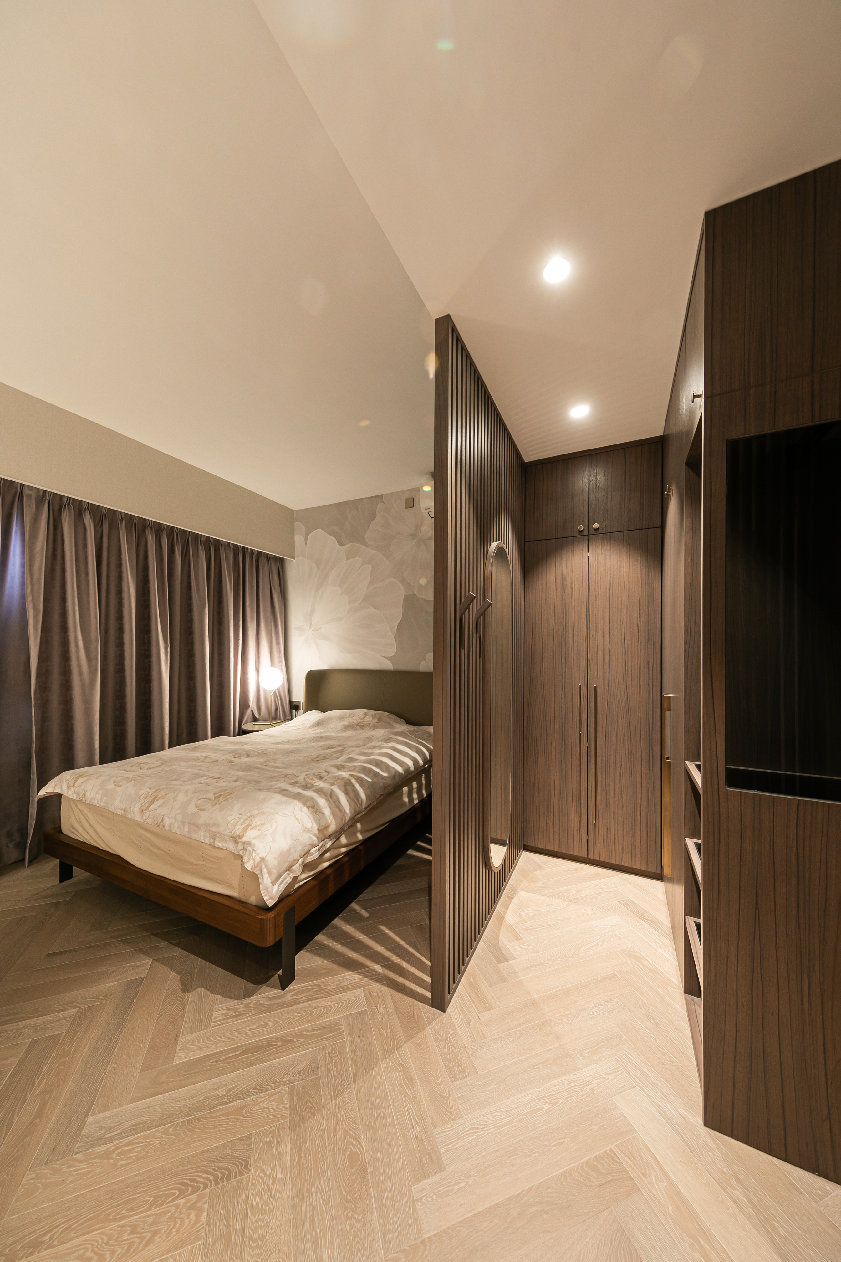 Mike Chan - C.M.T Interior Design - Ville De Cascade