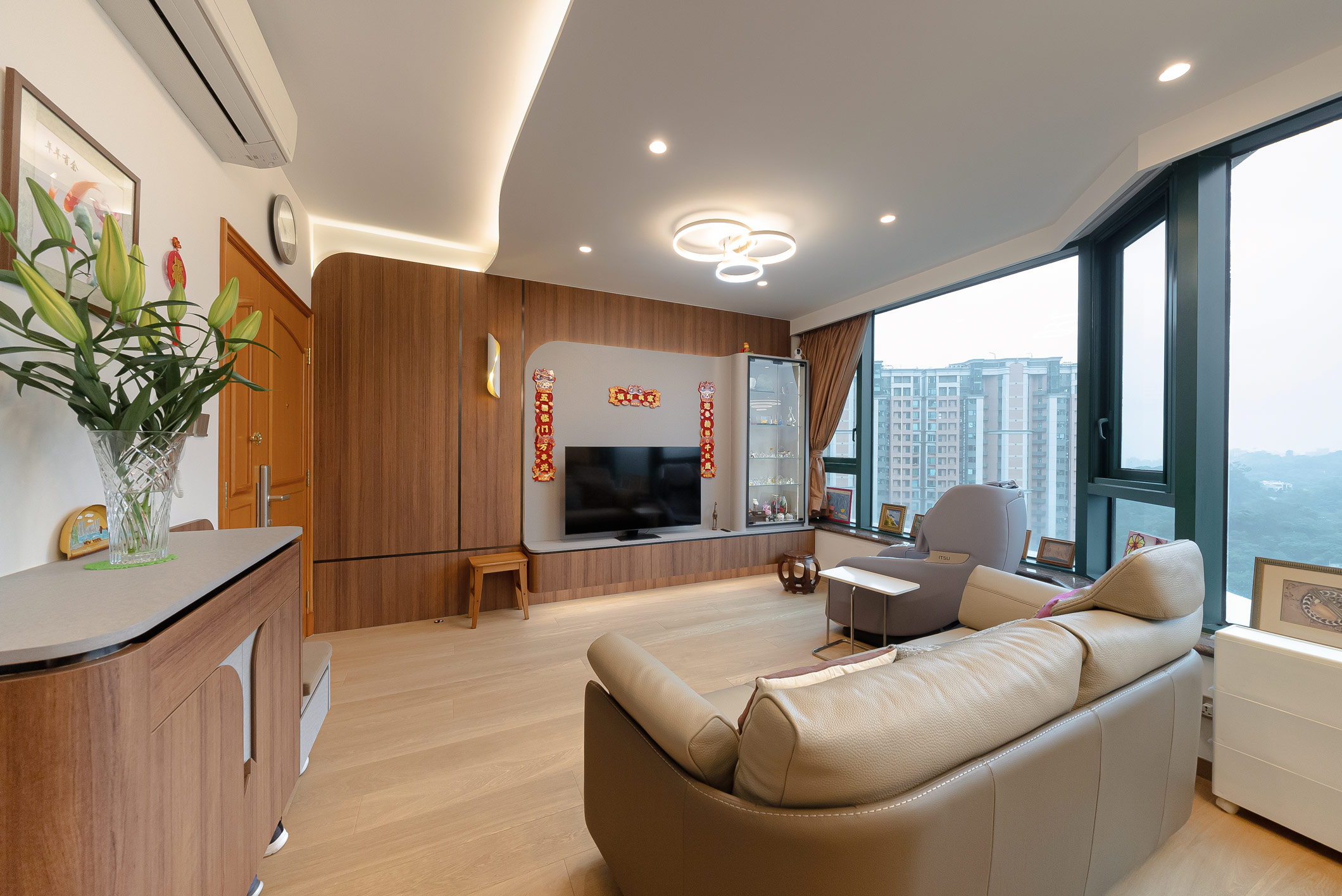 Mike Chan - C.M.T Interior Design - Palatial Coast