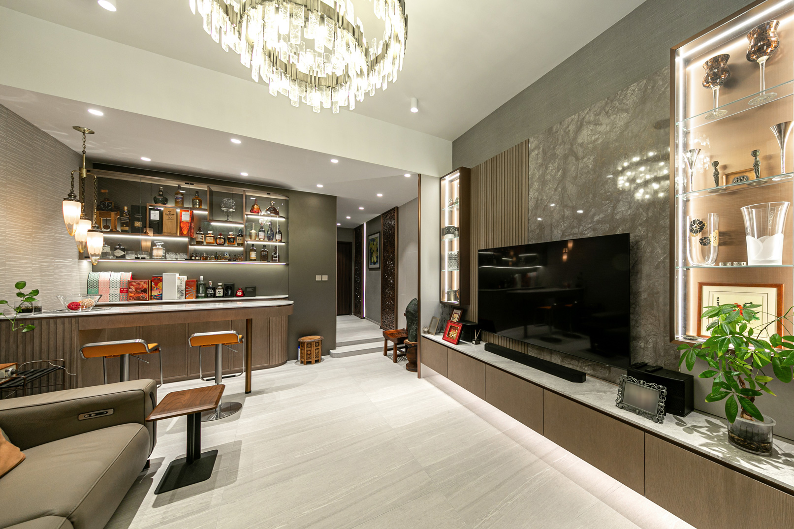 Mike Chan - C.M.T Interior Design - Ville De Cascade