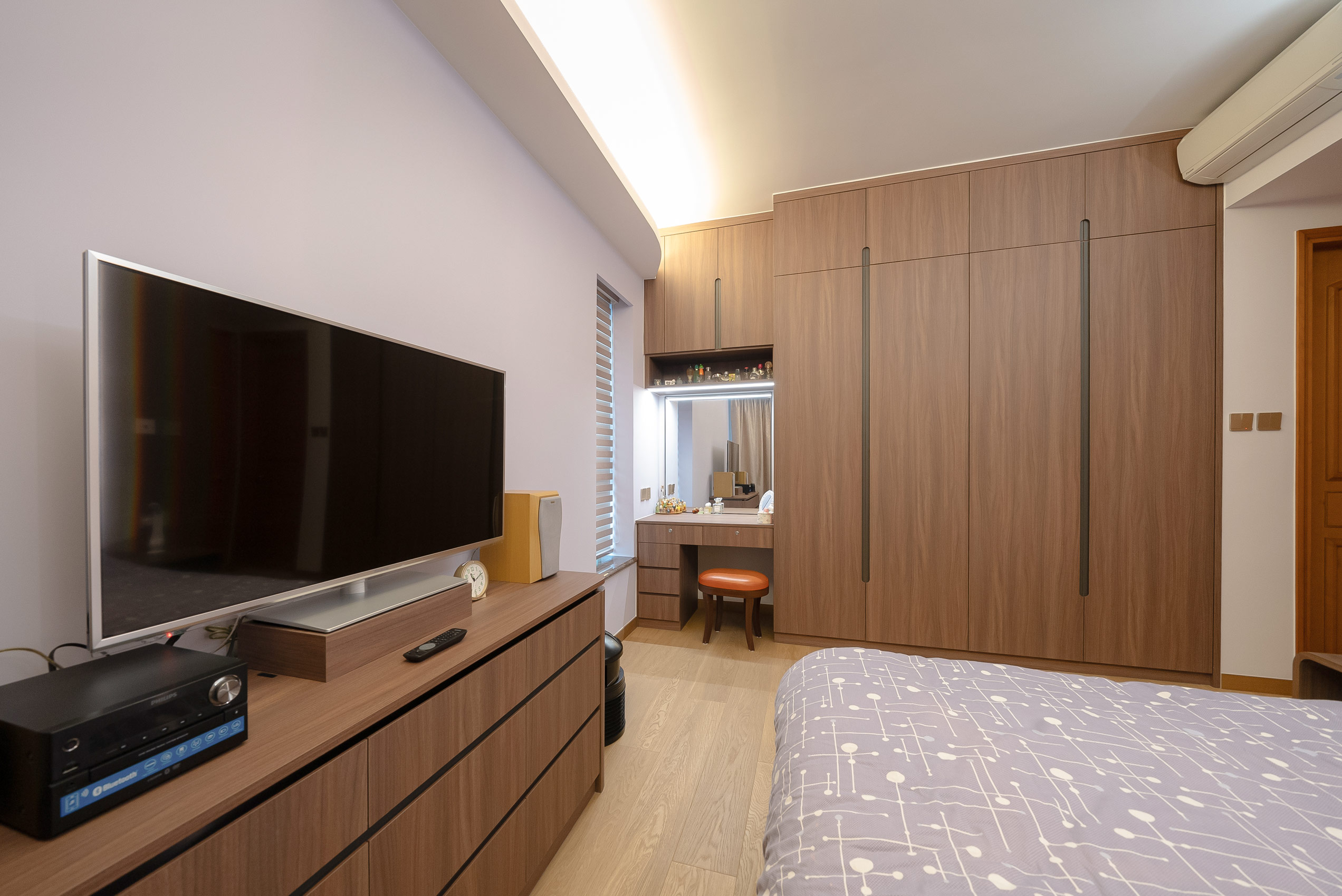 Mike Chan - C.M.T Interior Design - Palatial Coast