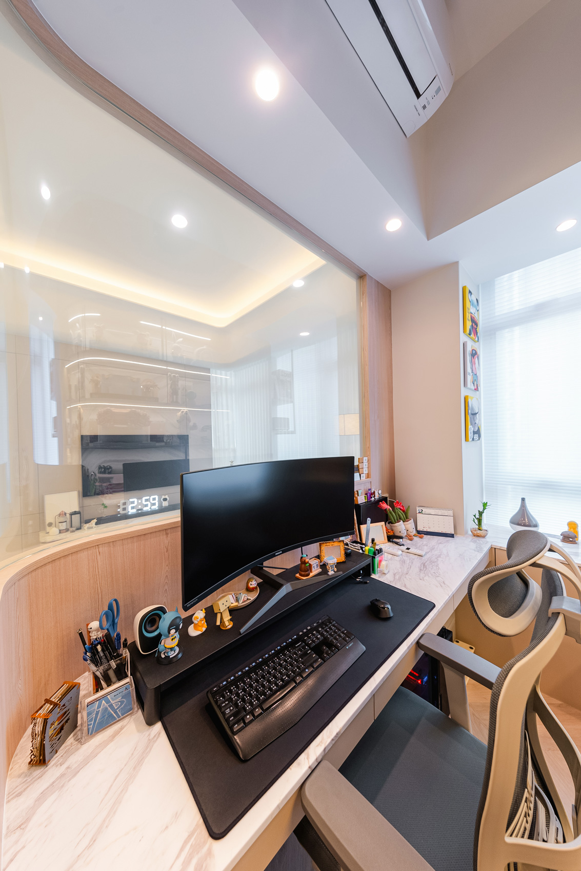 Mike Chan - C.M.T Interior Design - 一號銀海