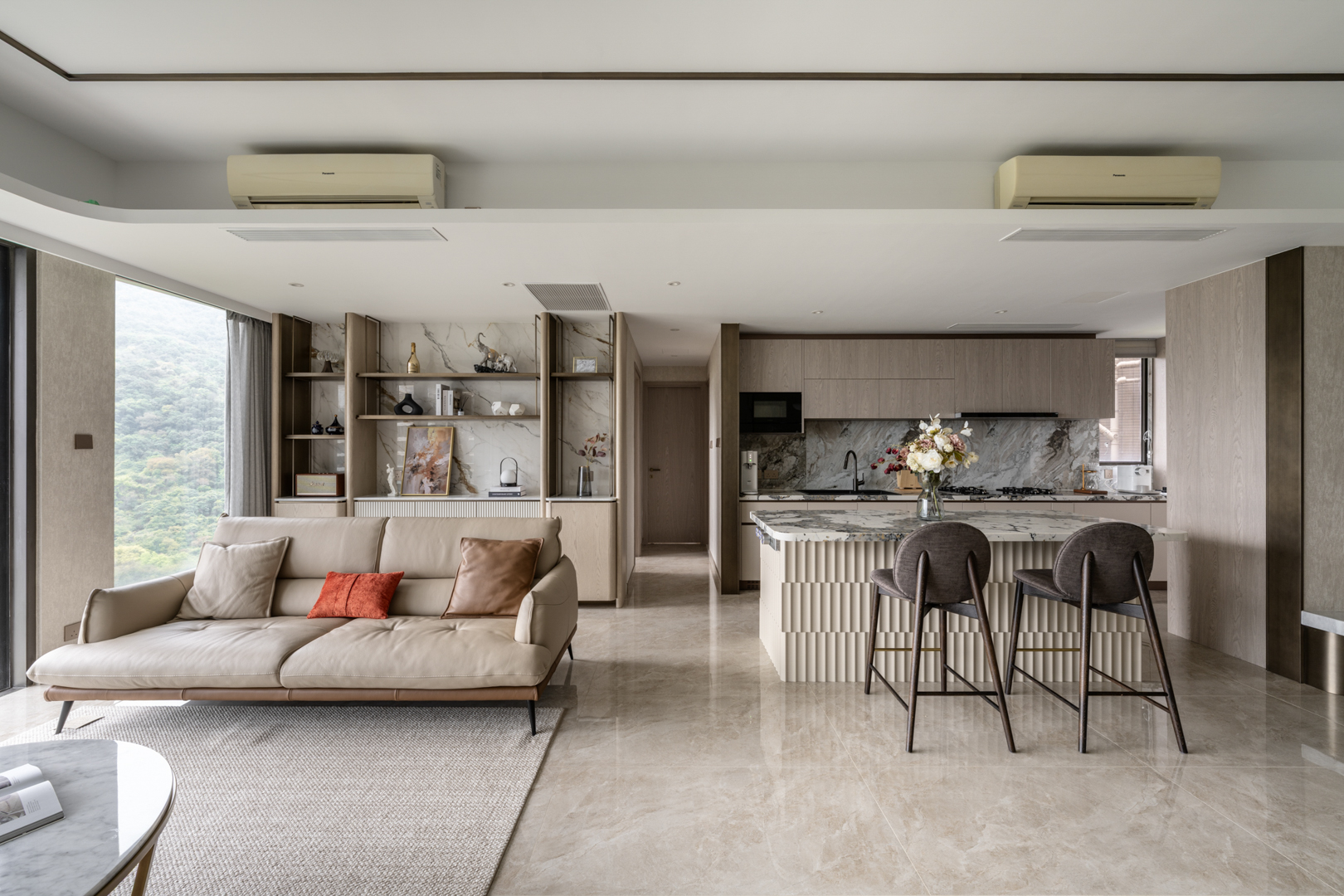 Chris Lau - Hei Design Interiors - Dragons Range