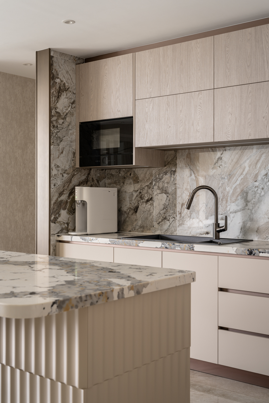 Chris Lau - Hei Design Interiors - Dragons Range