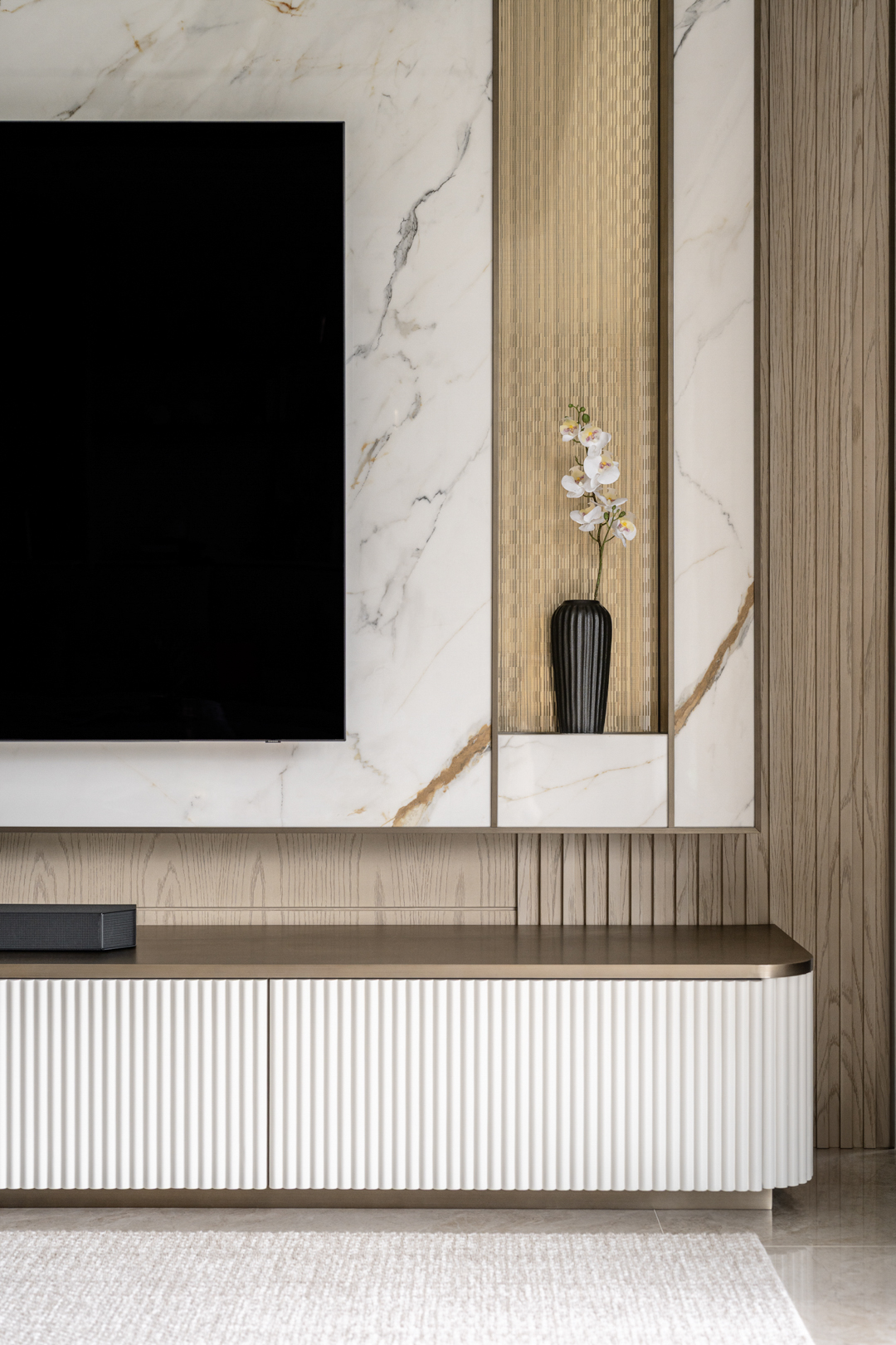Chris Lau - Hei Design Interiors - Dragons Range