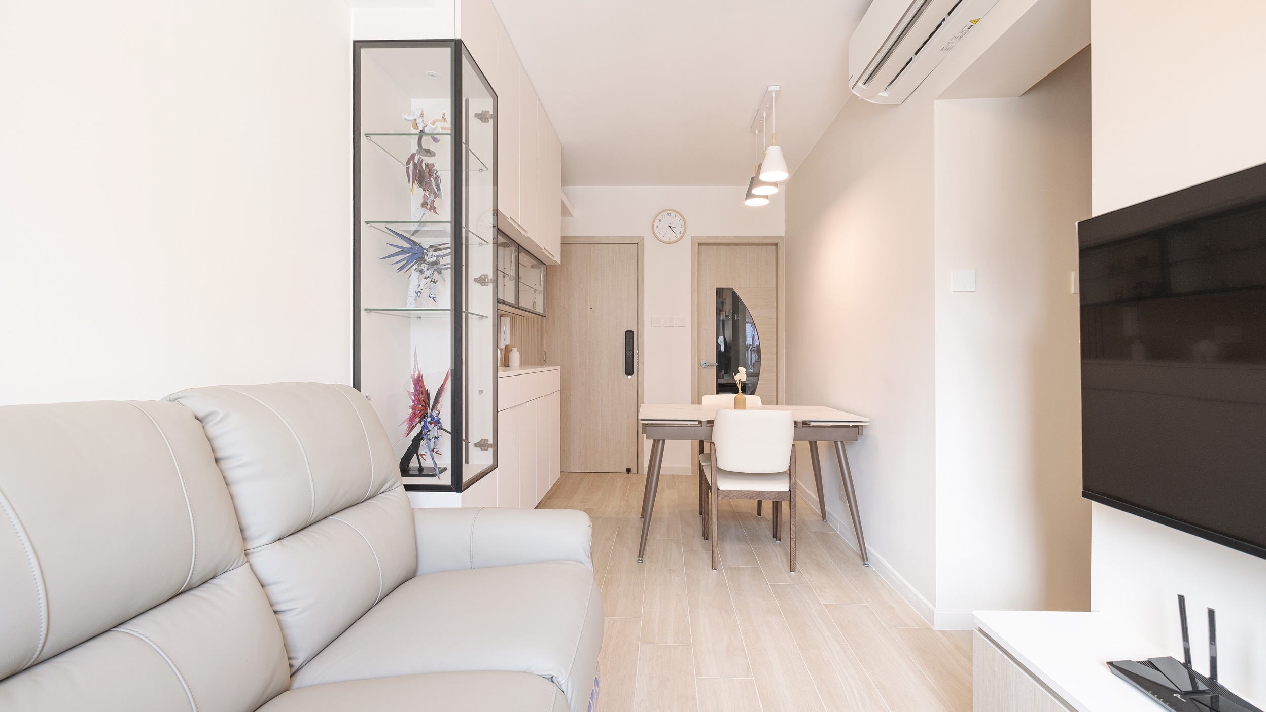 Mike Chan - C.M.T Interior Design - Tseung Kwan O Plaza