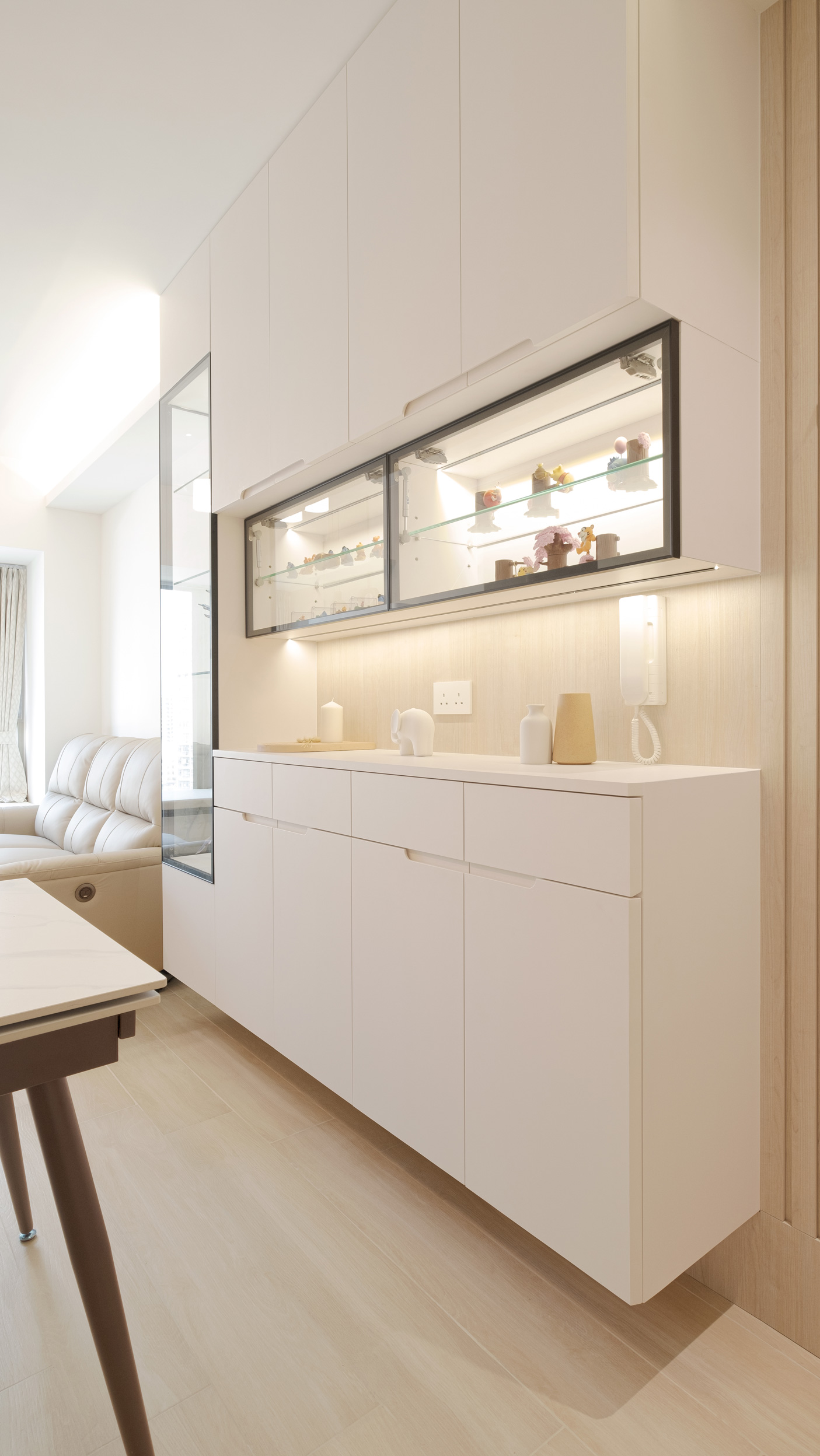 Mike Chan - C.M.T Interior Design - Tseung Kwan O Plaza