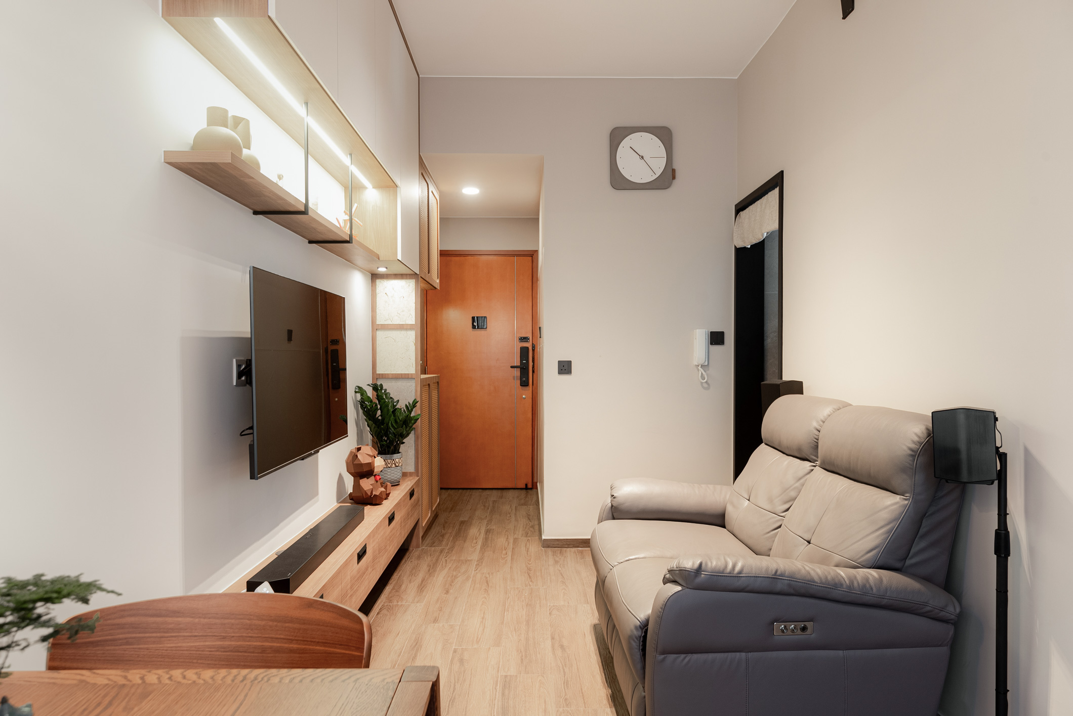 Mike Chan - C.M.T Interior Design - 星灣峰