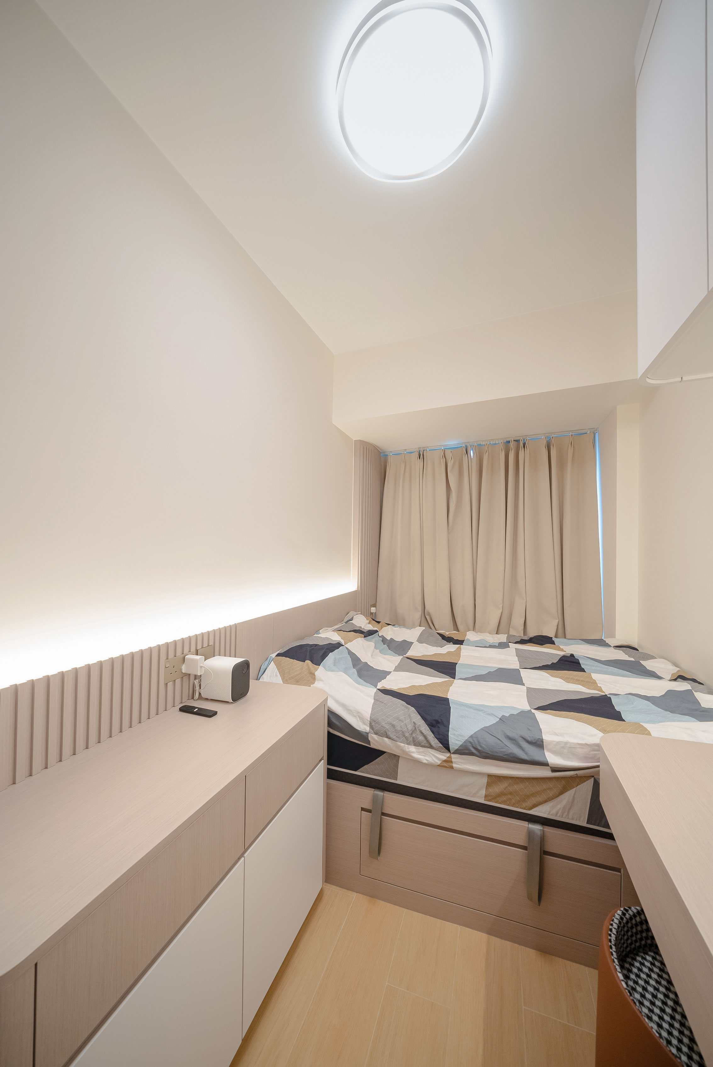 Mike Chan - C.M.T Interior Design - 觀月樺峰