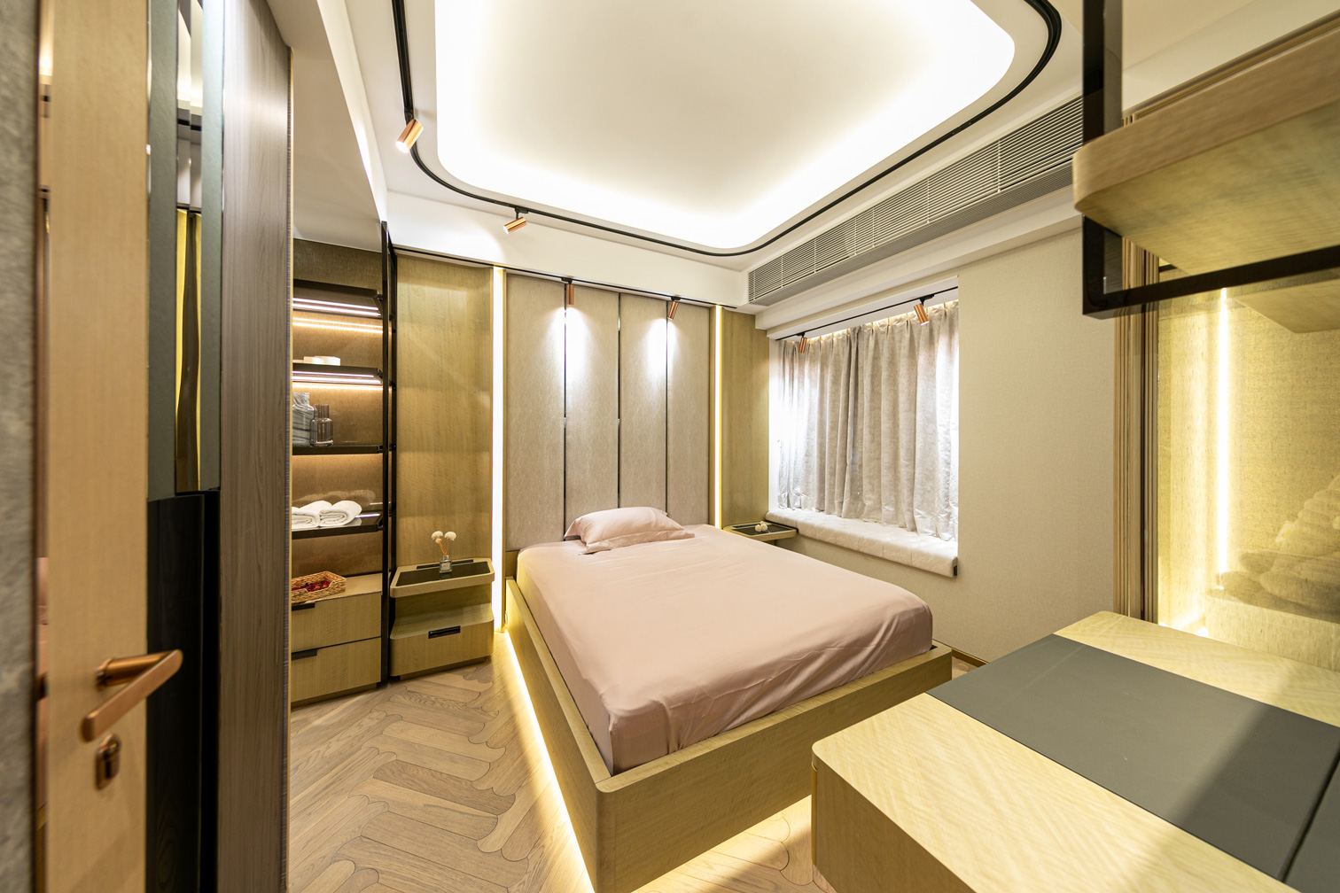 Mike Chan - C.M.T Interior Design - 君柏