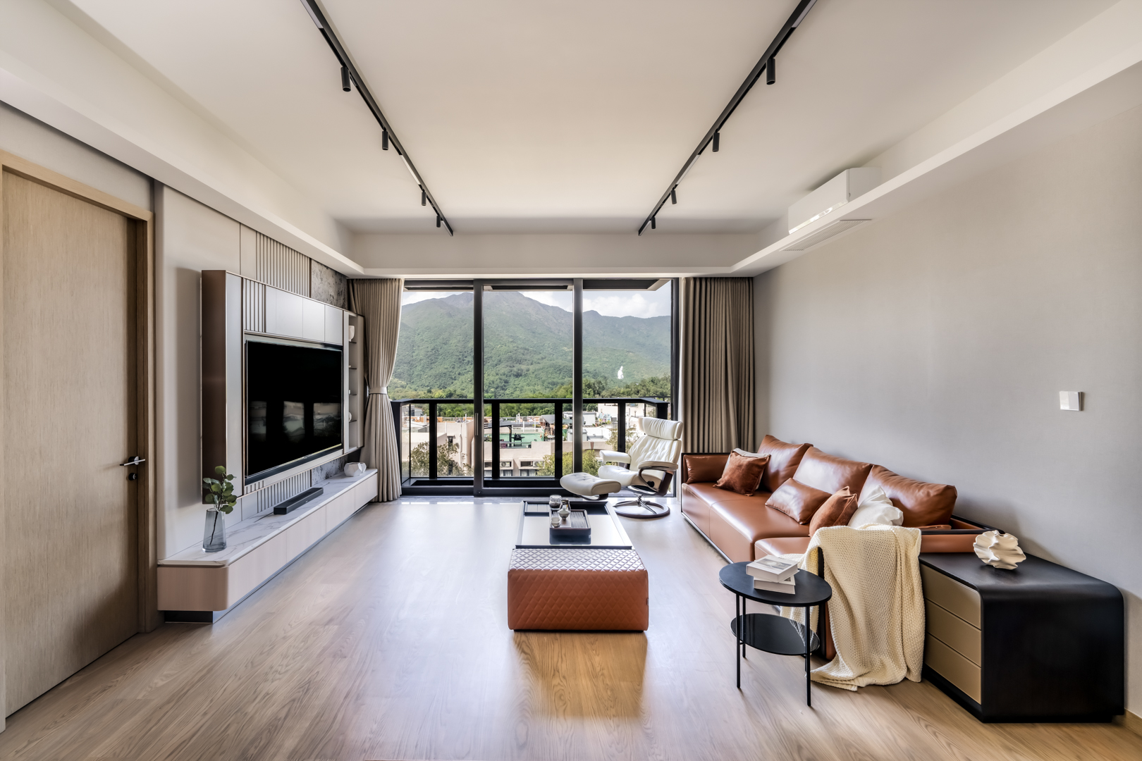 劉世傑 - Hei Design Interiors - 林海山城