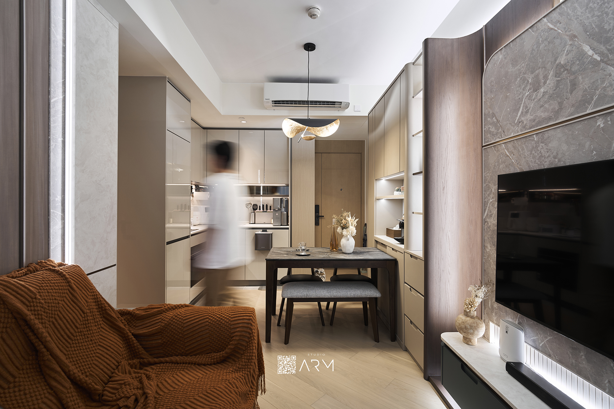 Kan Hui - ARM STUDIO LIMITED - Grand MayFair
