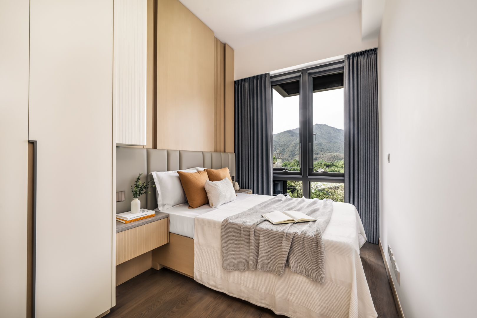 Chris Lau - Hei Design Interiors - Villa Lucca