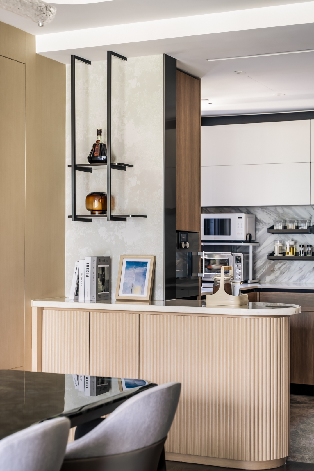 Chris Lau - Hei Design Interiors - Villa Lucca