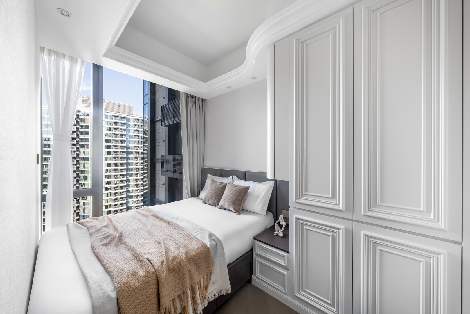 Chris Lau - Hei Design Interiors - The Knightsbridge