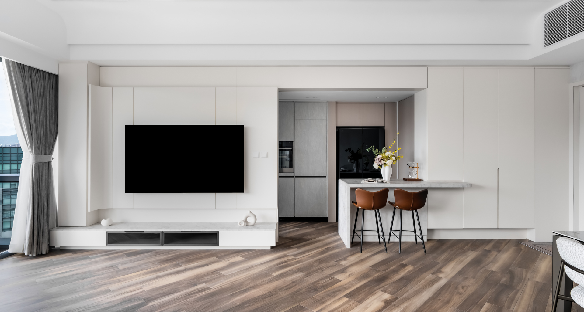 Chris Lau - Hei Design Interiors - Ontolo