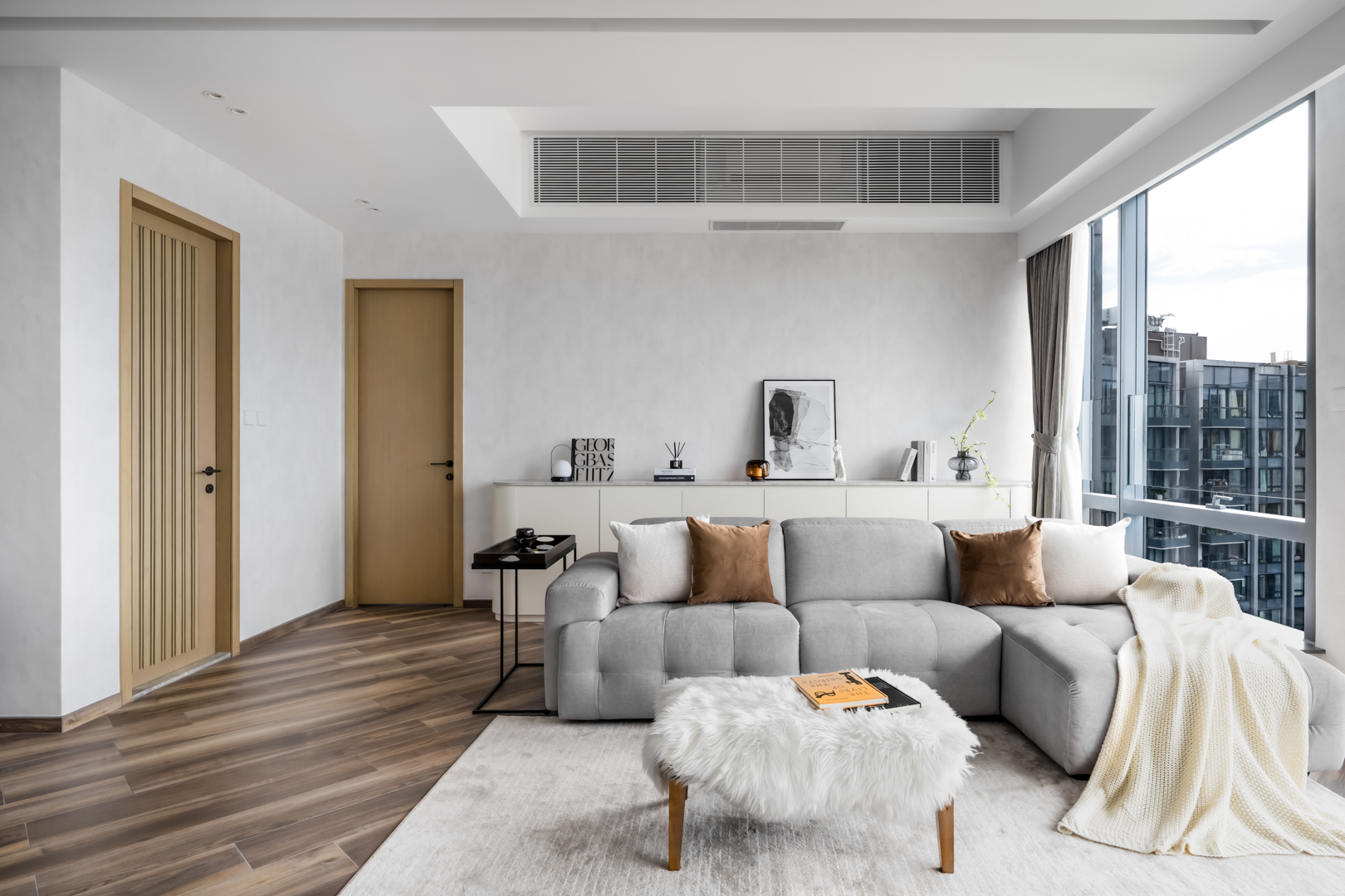 Chris Lau - Hei Design Interiors - Ontolo