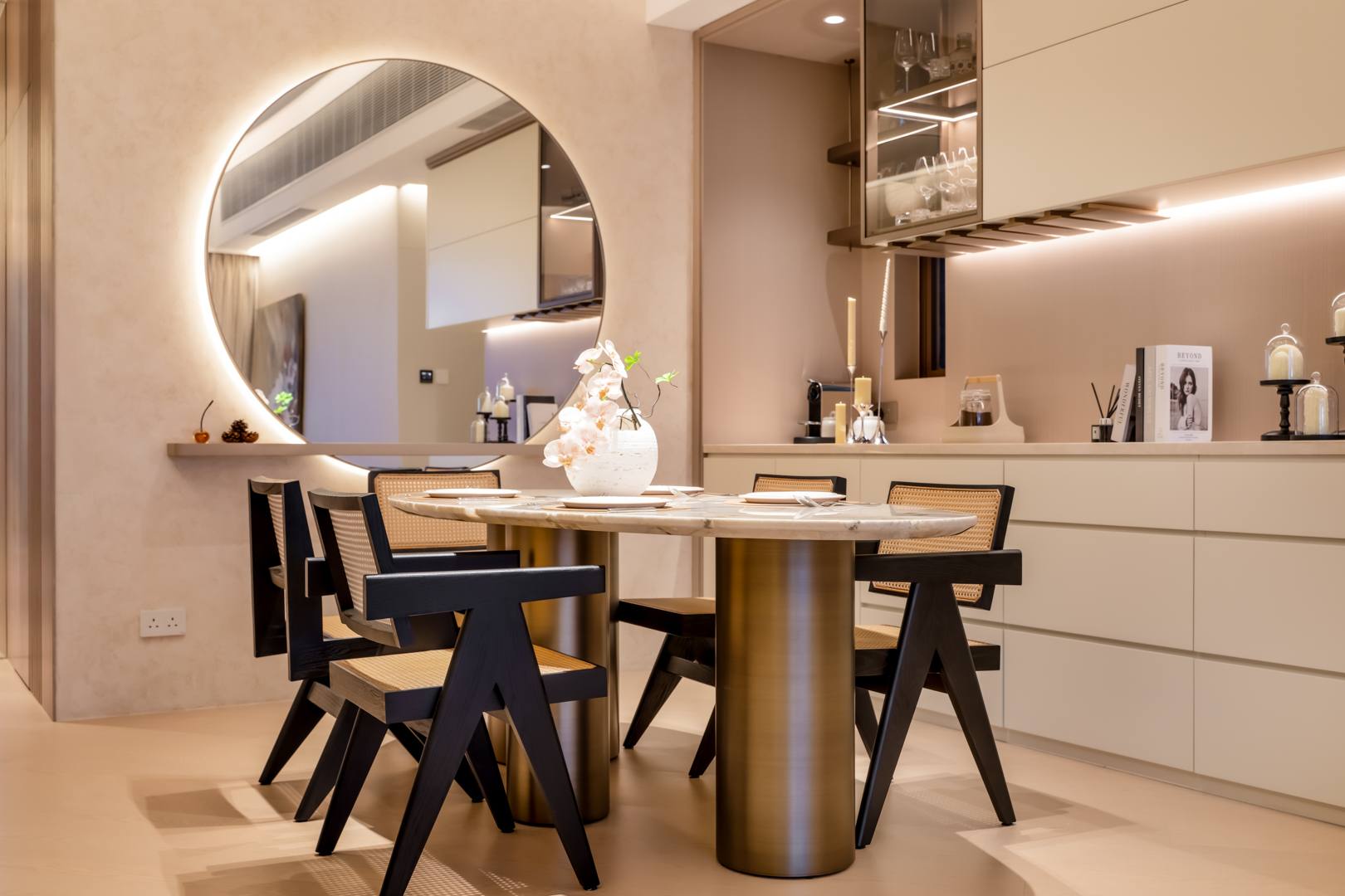 Chris Lau - Hei Design Interiors - The Lohas Park Phase 10