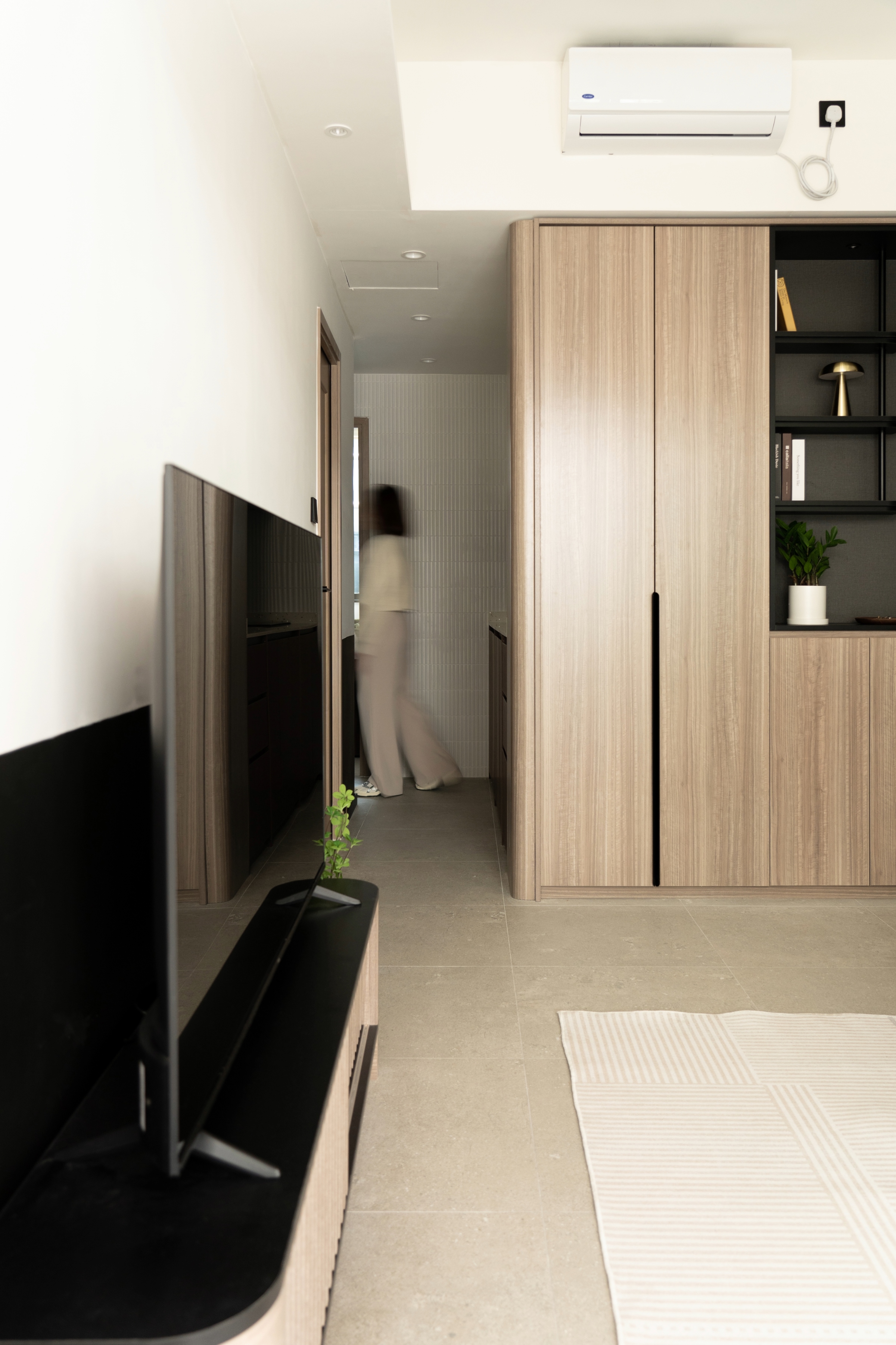 Aden Chan - LYYH Studio (HK) Ltd - 9 Staunton