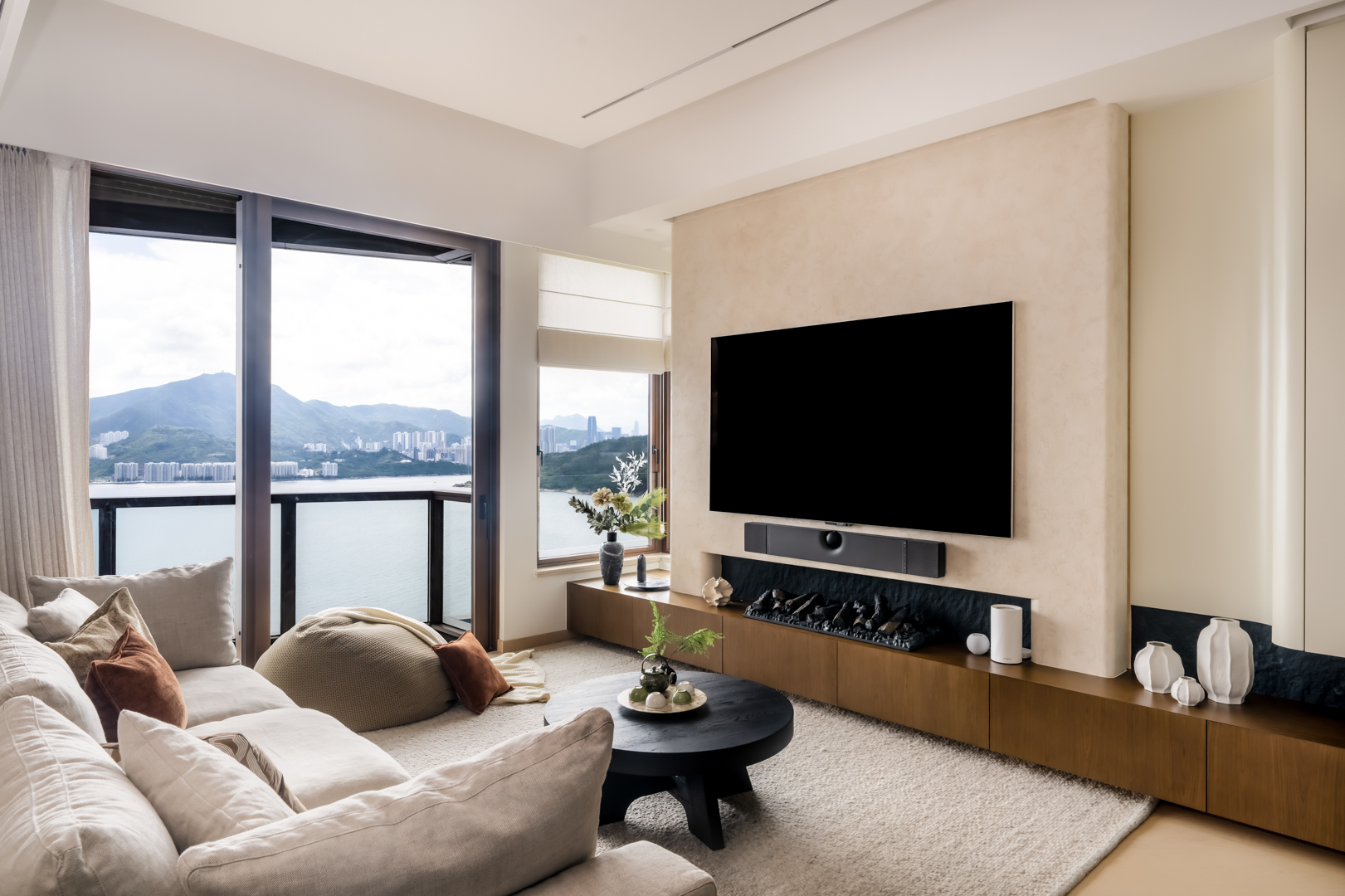 Chris Lau - Hei Design Interiors - The Lohas Park Phase 10