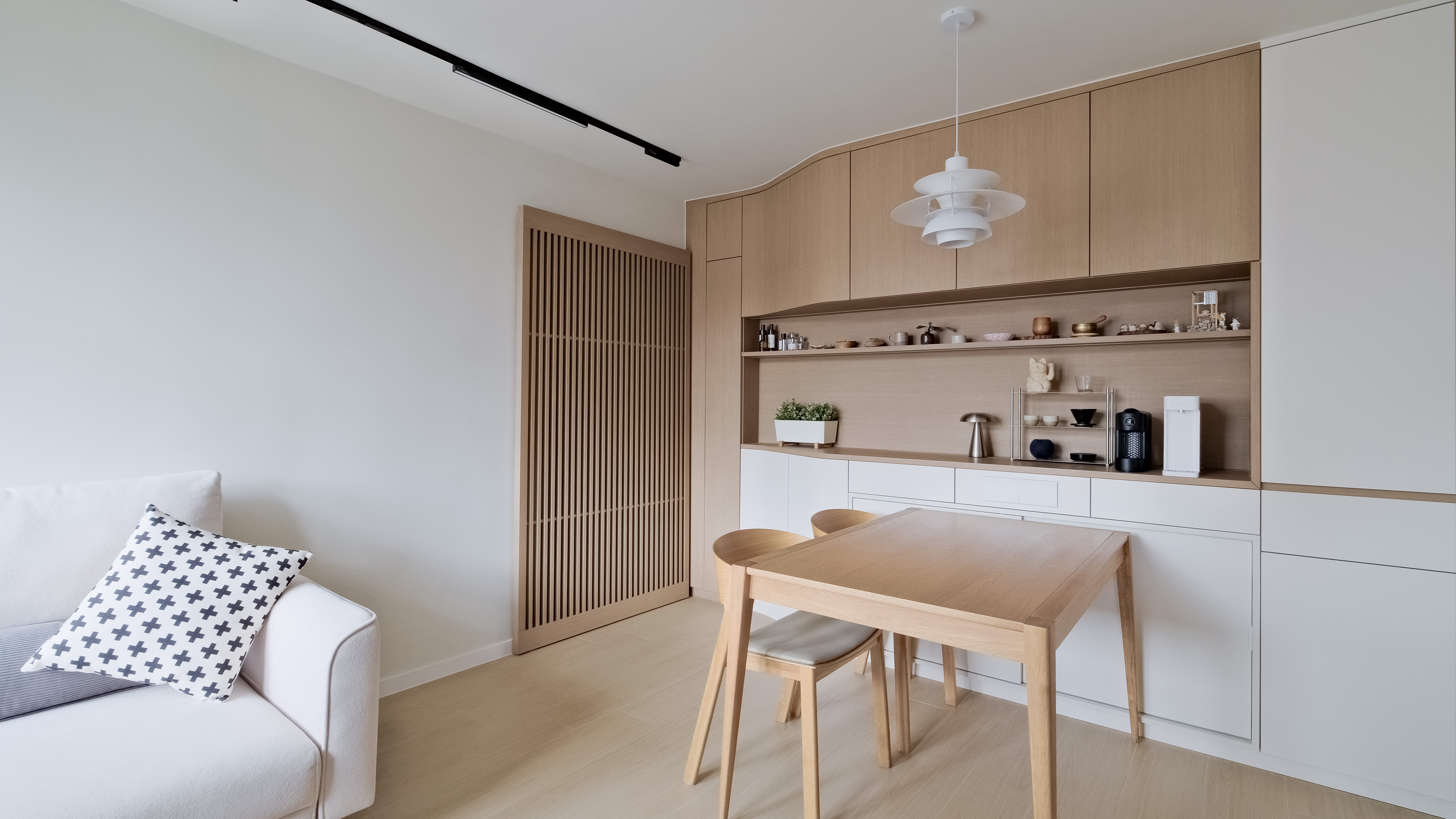 Mike Chan - C.M.T Interior Design - Fullview Garden