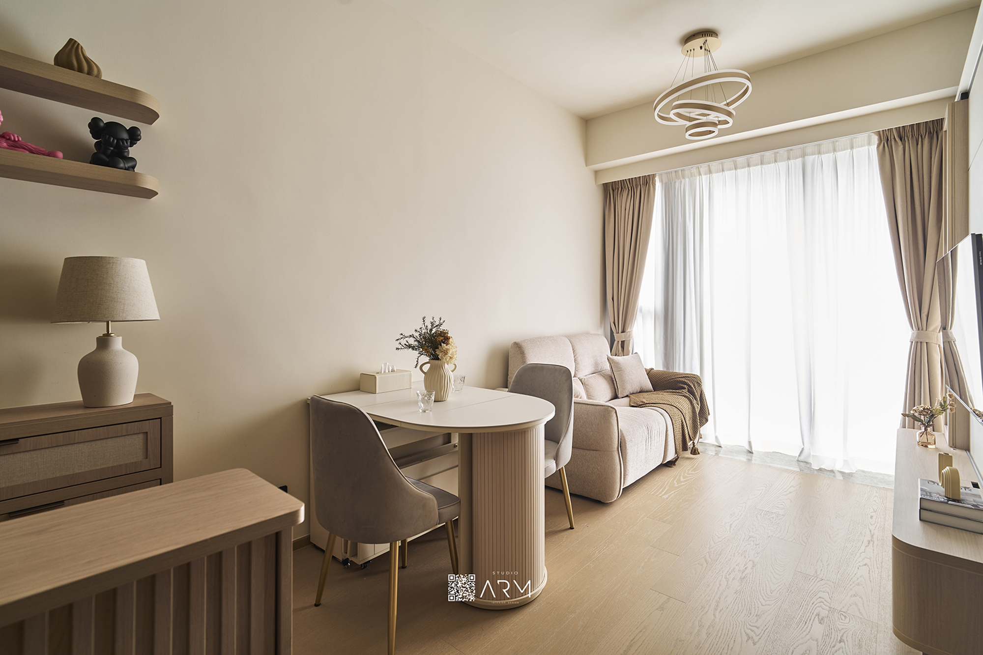 Kan Hui - ARM STUDIO LIMITED - In One