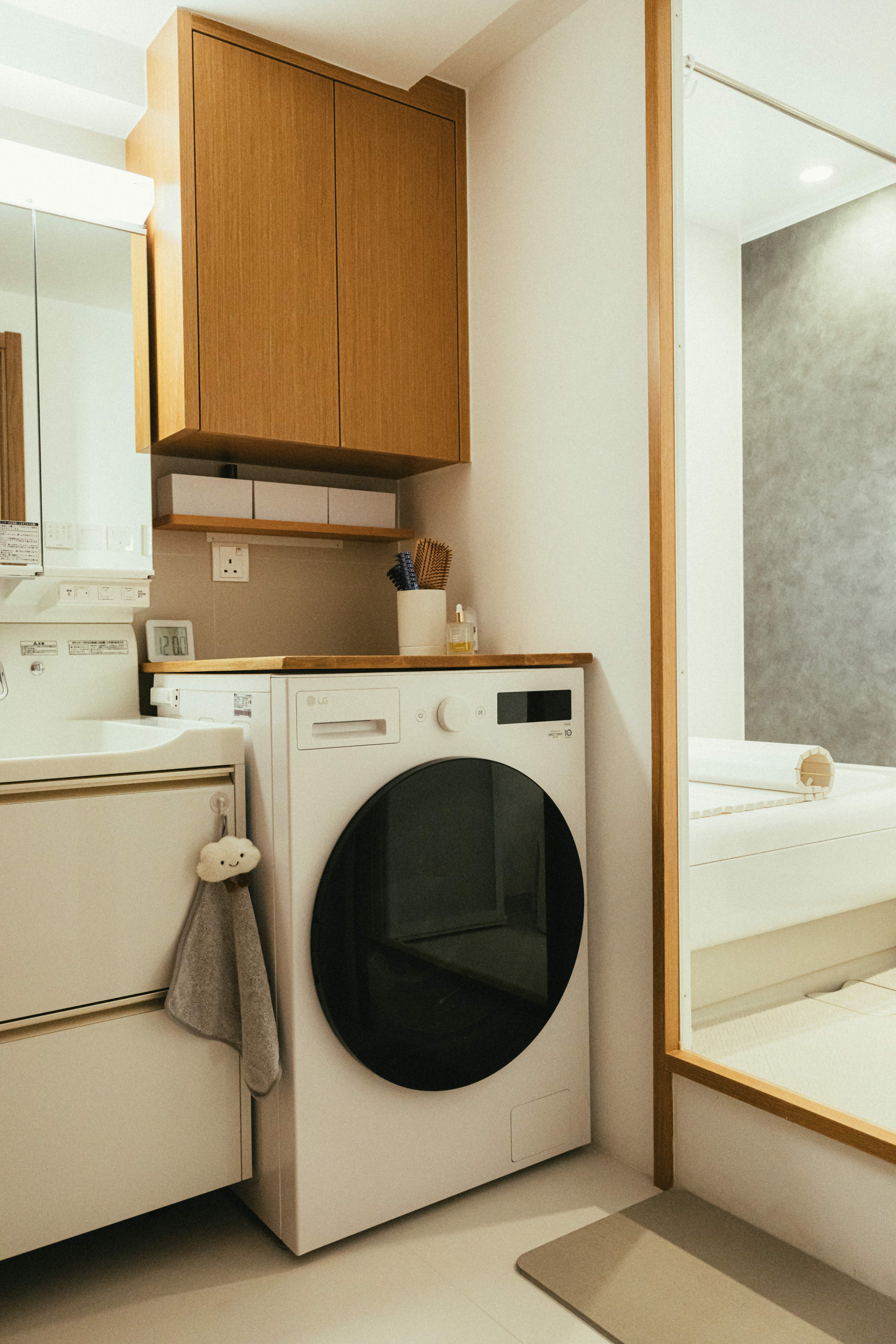 Kevin Lam - GO FAME COMPANY - 6 Broadcast Drive