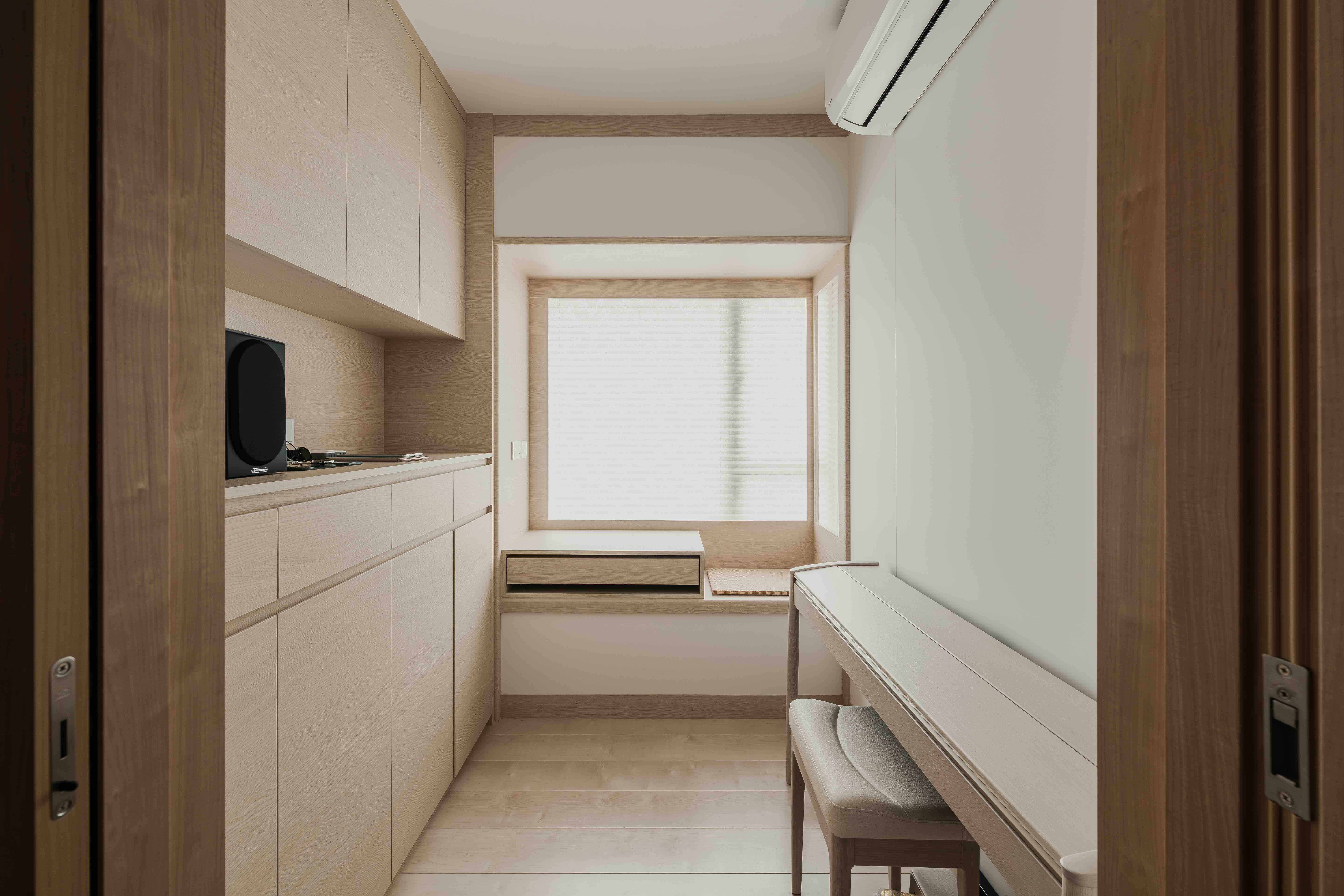 Kevin Lam - GO FAME COMPANY - Island Harbourview