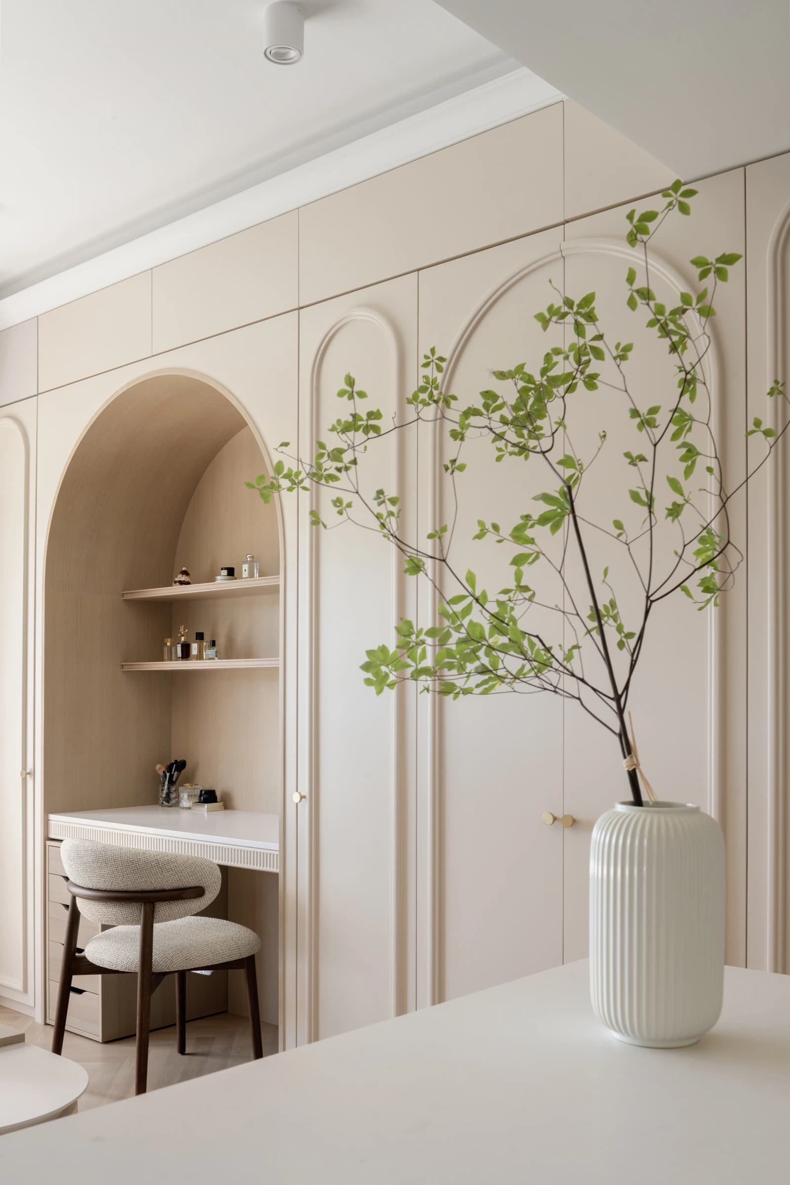 Clarence Lam - LUVÉ Design & Architecture - 紅山半島