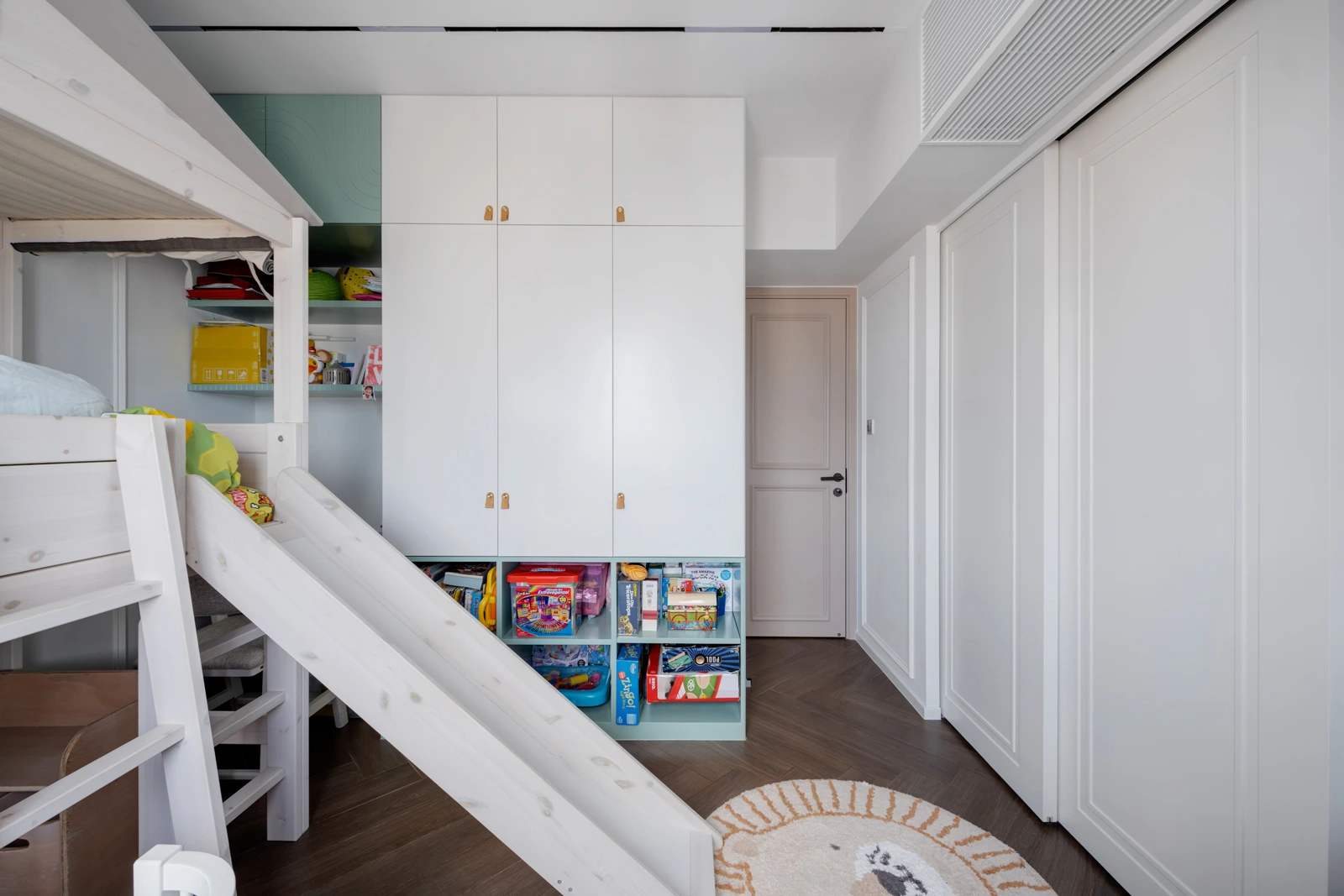 Clarence Lam - LUVÉ Design & Architecture - 珊瑚閣