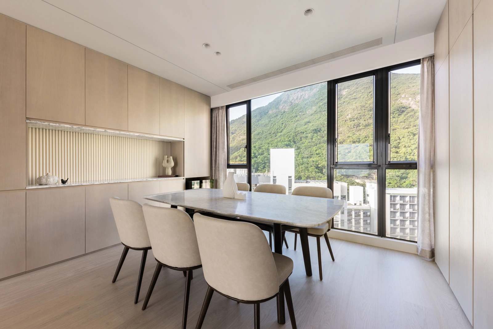 Clarence Lam - LUVÉ Design & Architecture - Royalton I