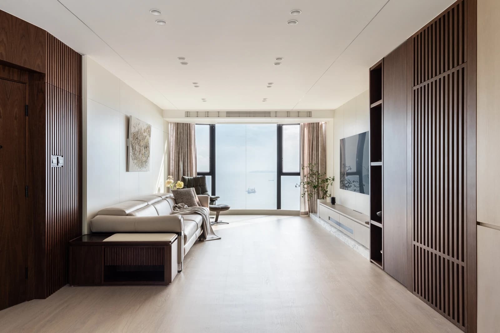 Clarence Lam - LUVÉ Design & Architecture - Royalton I