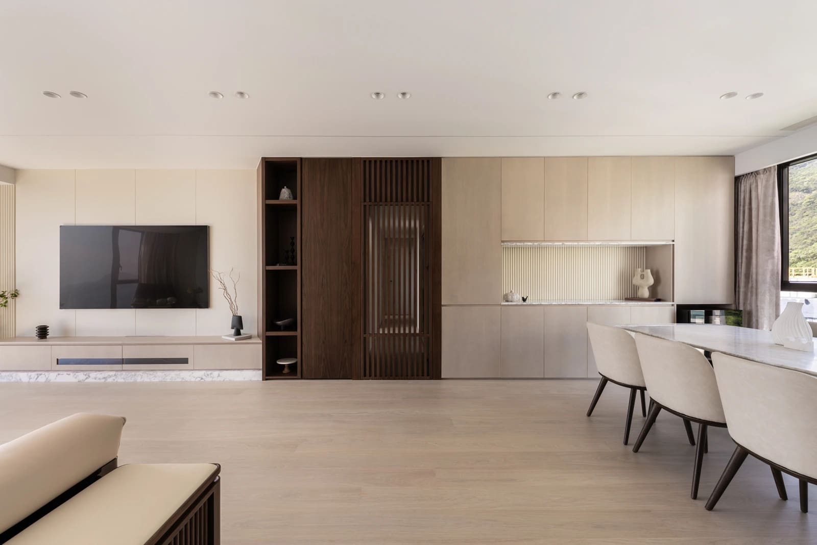 Clarence Lam - LUVÉ Design & Architecture - Royalton I