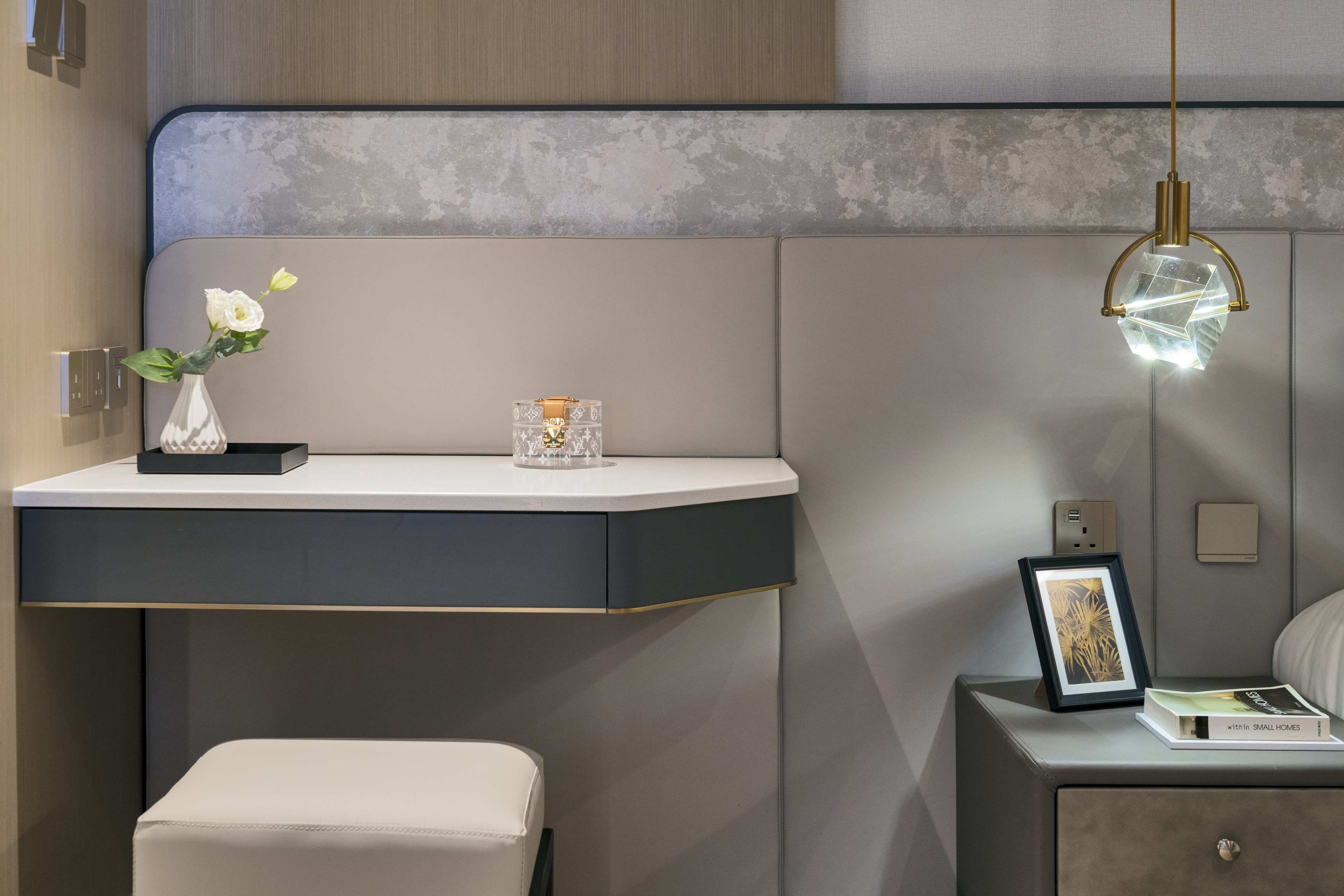 Regina Kwok - Artwill Interior Design House - 柏景臺