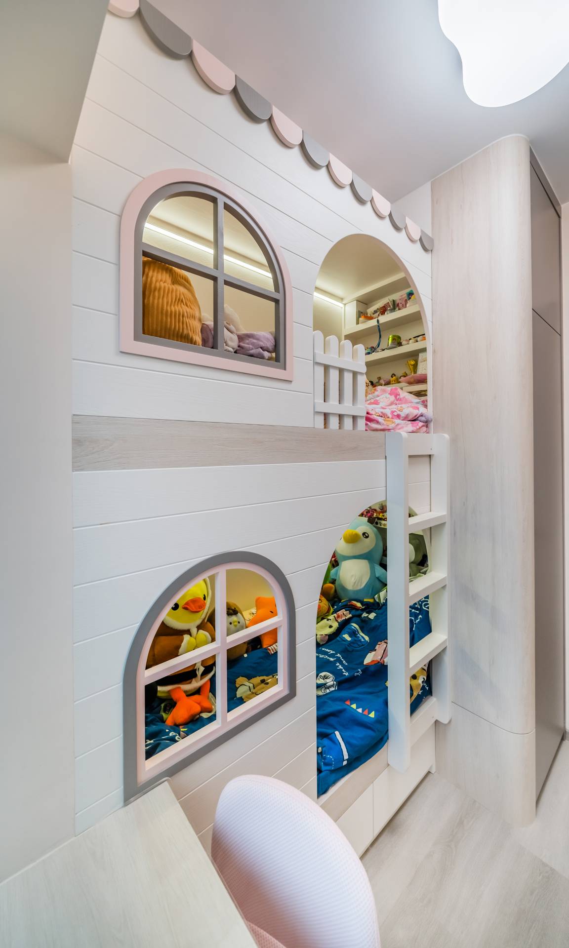 Calvin Ho & Bryan Lie - C3 Design & Decorative Ltd - Tseung Kwan O Plaza Phase 2 Block 8