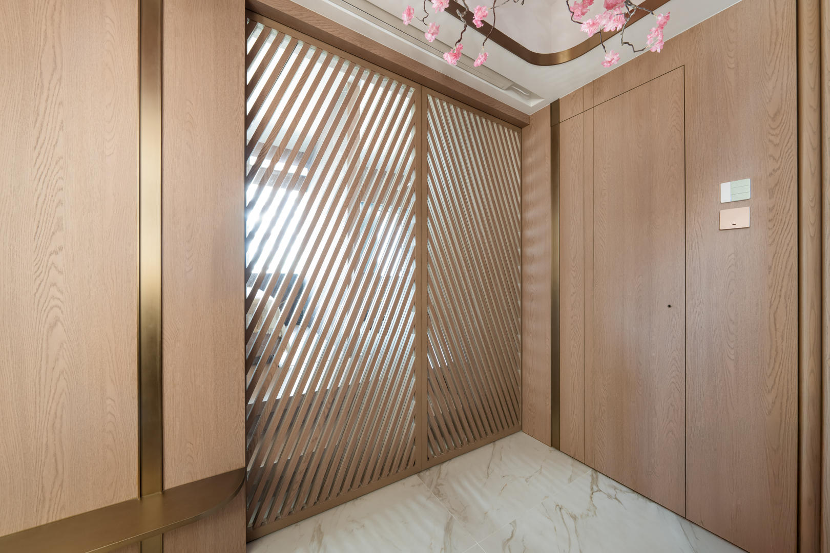 Chris Lau - Hei Design Interiors - Grand Victoria