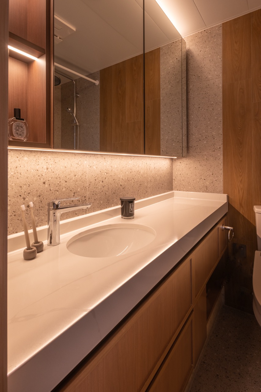 Lawrence Chan - 一銘室內設計有限公司 - 緻藍天