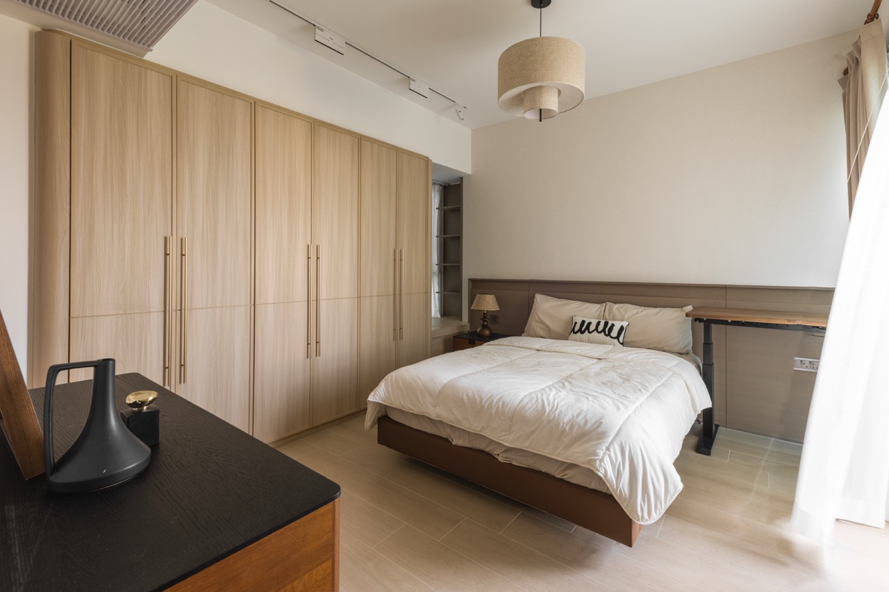 Lawrence Chan - 一銘室內設計有限公司 - 緻藍天