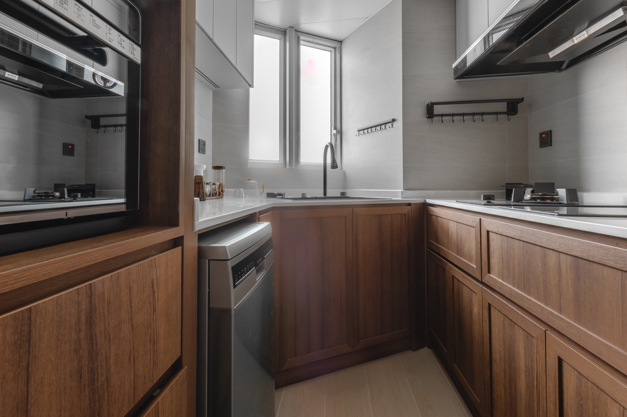 Lawrence Chan - 一銘室內設計有限公司 - 緻藍天