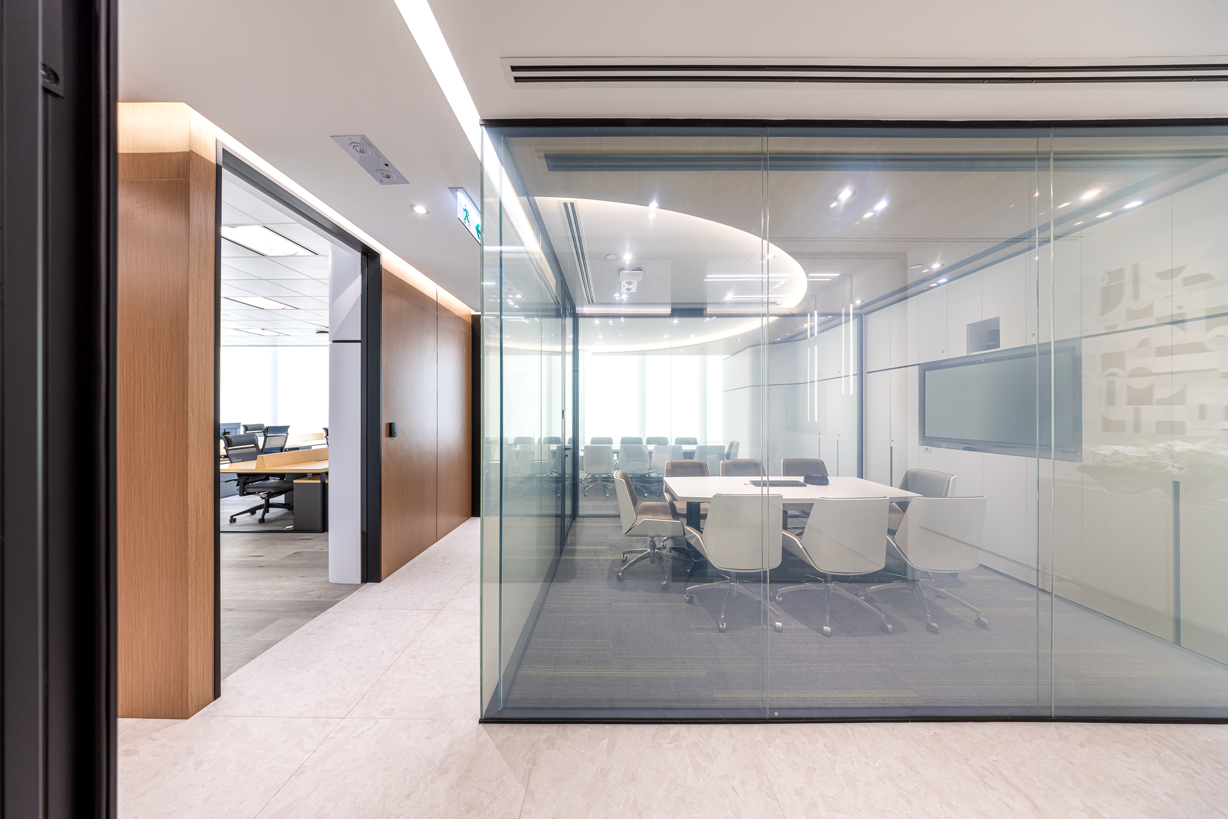 Jason Cheng & Silas Yik - Silson Concept Design Limited - One Island East