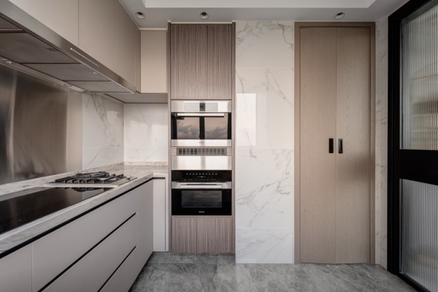 Lawrence Chan - 一銘室內設計有限公司 - 瓏門