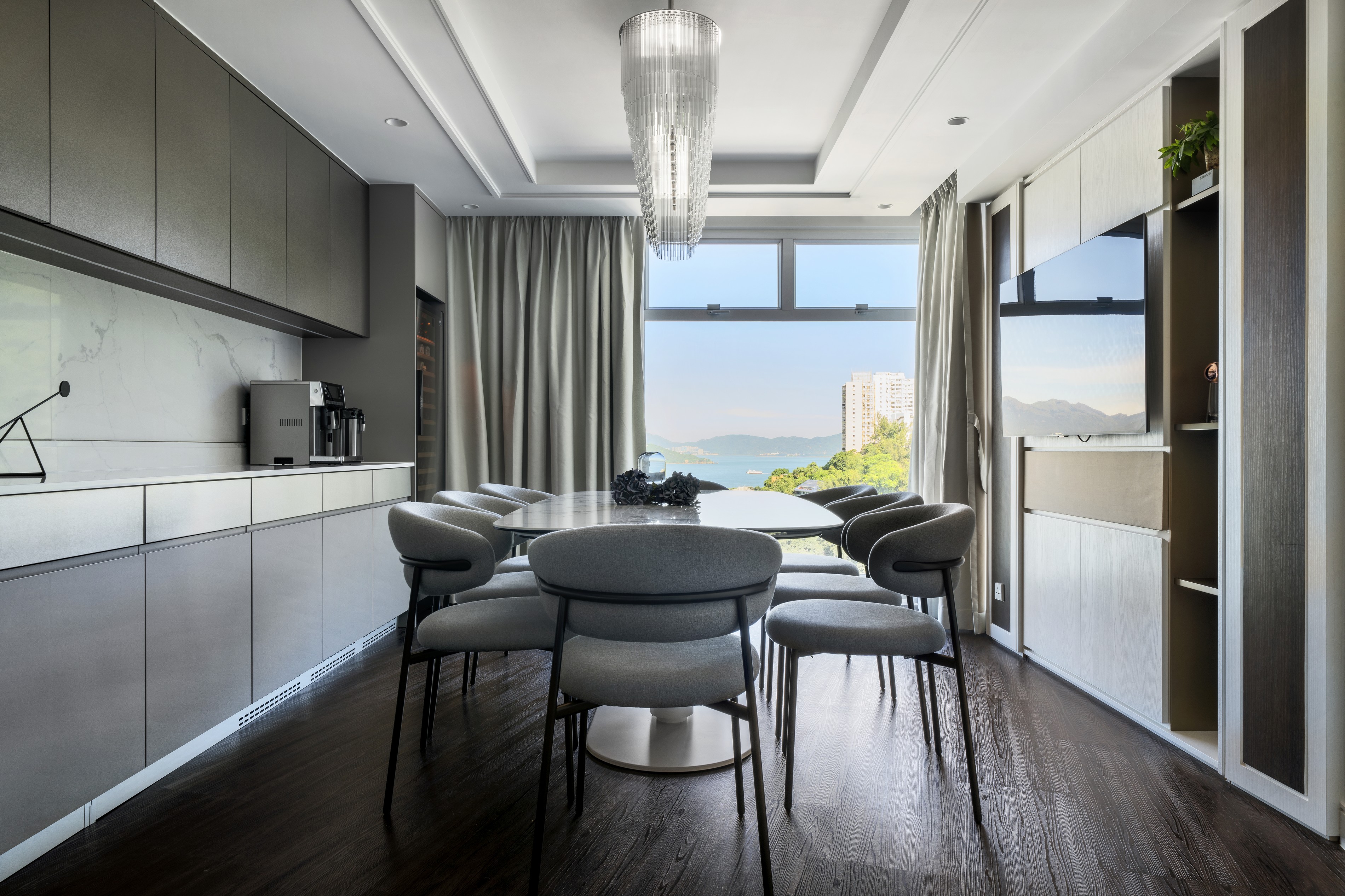 Regina Kwok - Artwill Interior Design House - Mount Davis