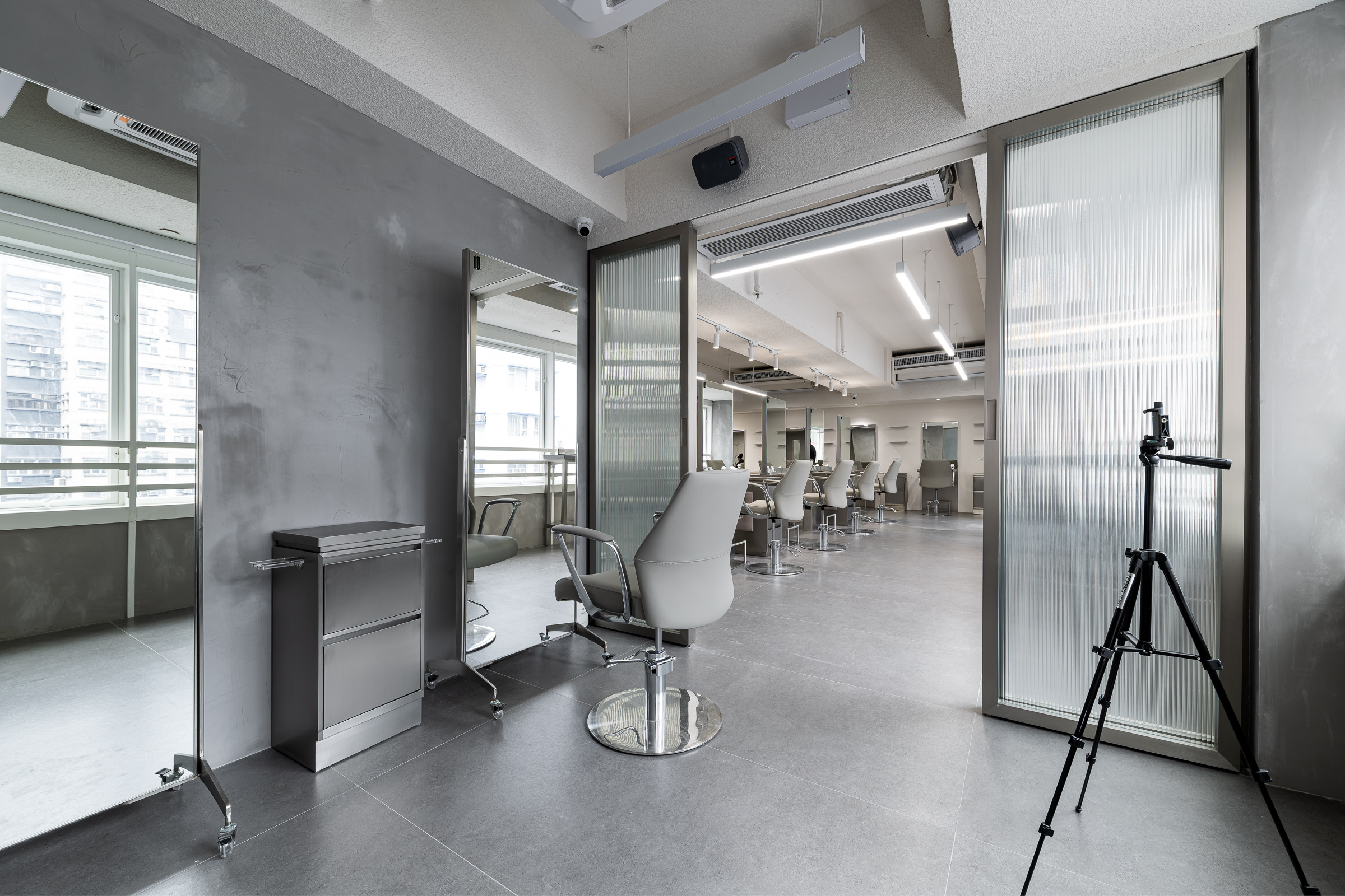 Jason Cheng & Silas Yik - Silson Concept Design Limited - AM Hair Studios