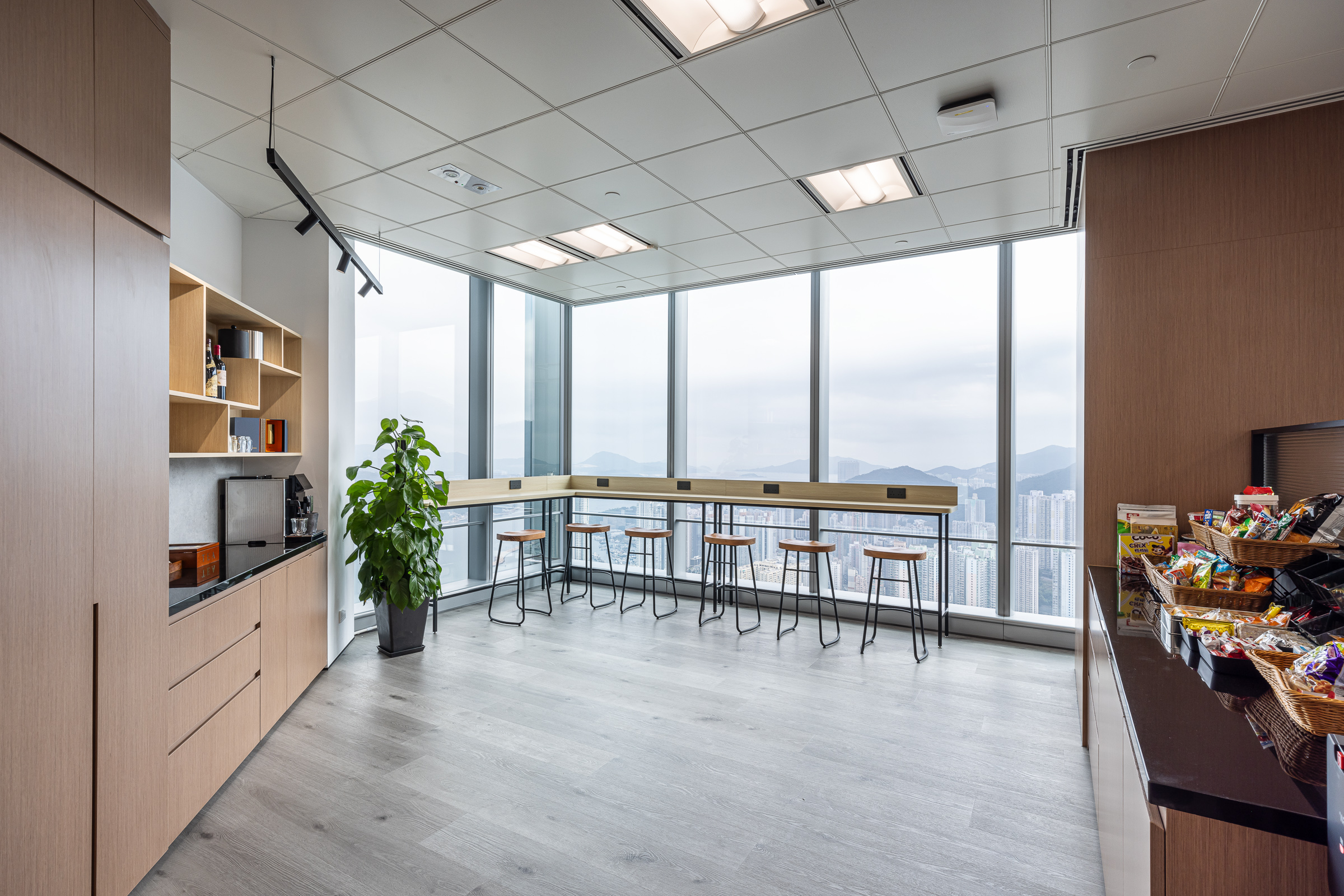 Jason Cheng & Silas Yik - Silson Concept Design Limited - One Island East