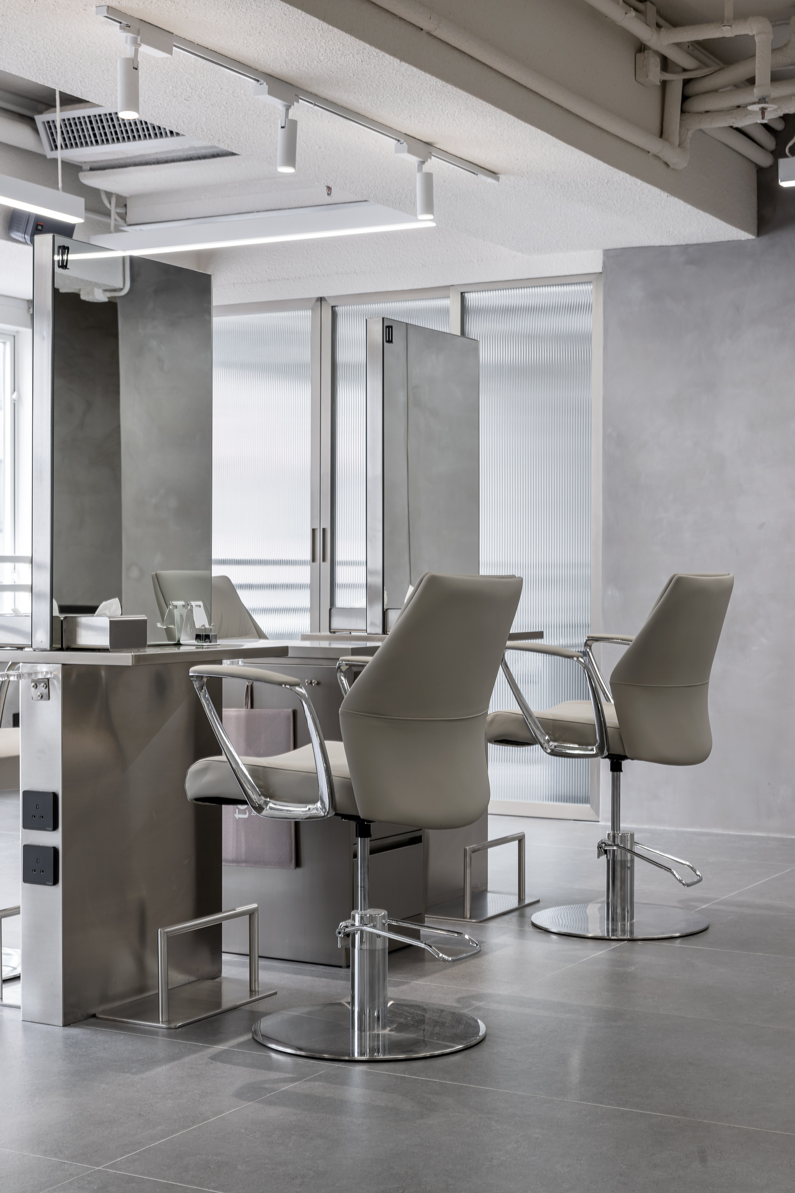 Jason Cheng & Silas Yik - Silson Concept Design Limited - AM Hair Studios